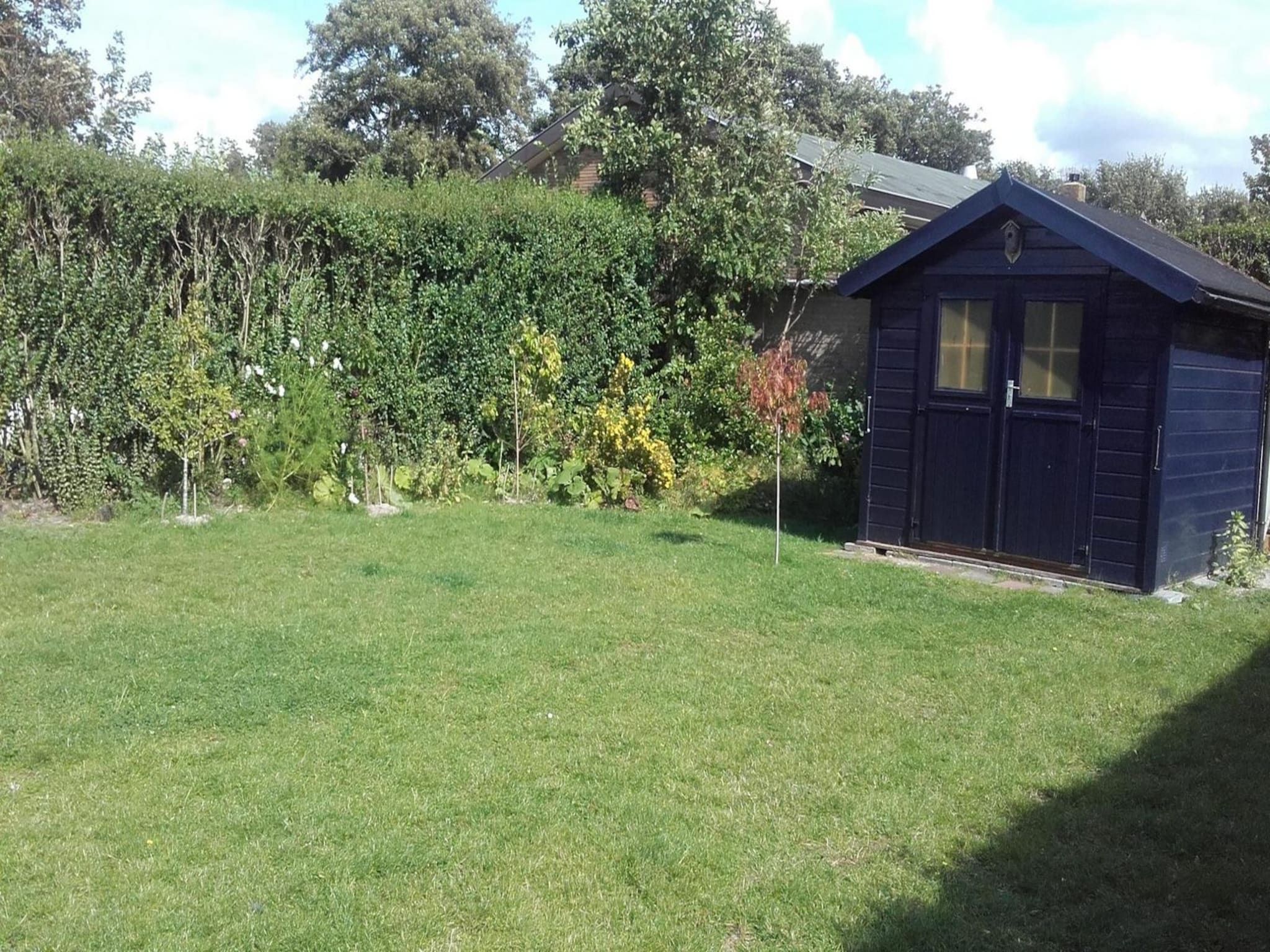 De tuin van Zeewaard 5 in Sint Maartenszee