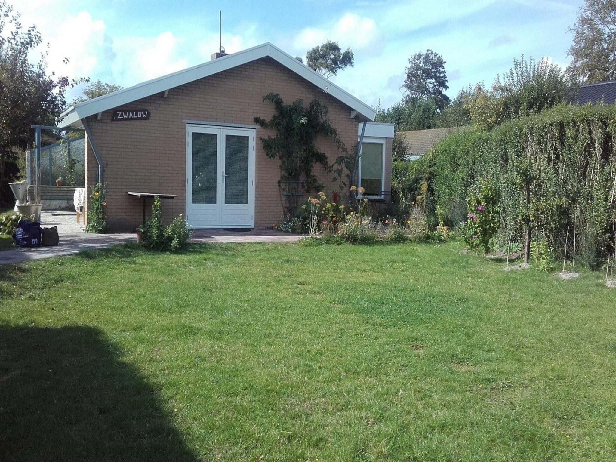 De tuin van Zeewaard 5 in Sint Maartenszee