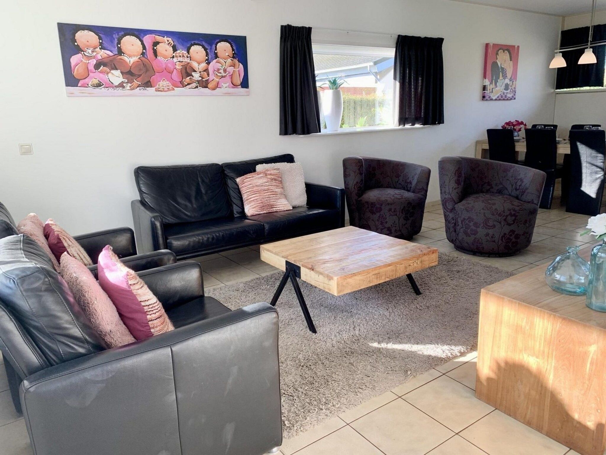 De woonkamer van Zeewaard 14 in Sint Maartenszee