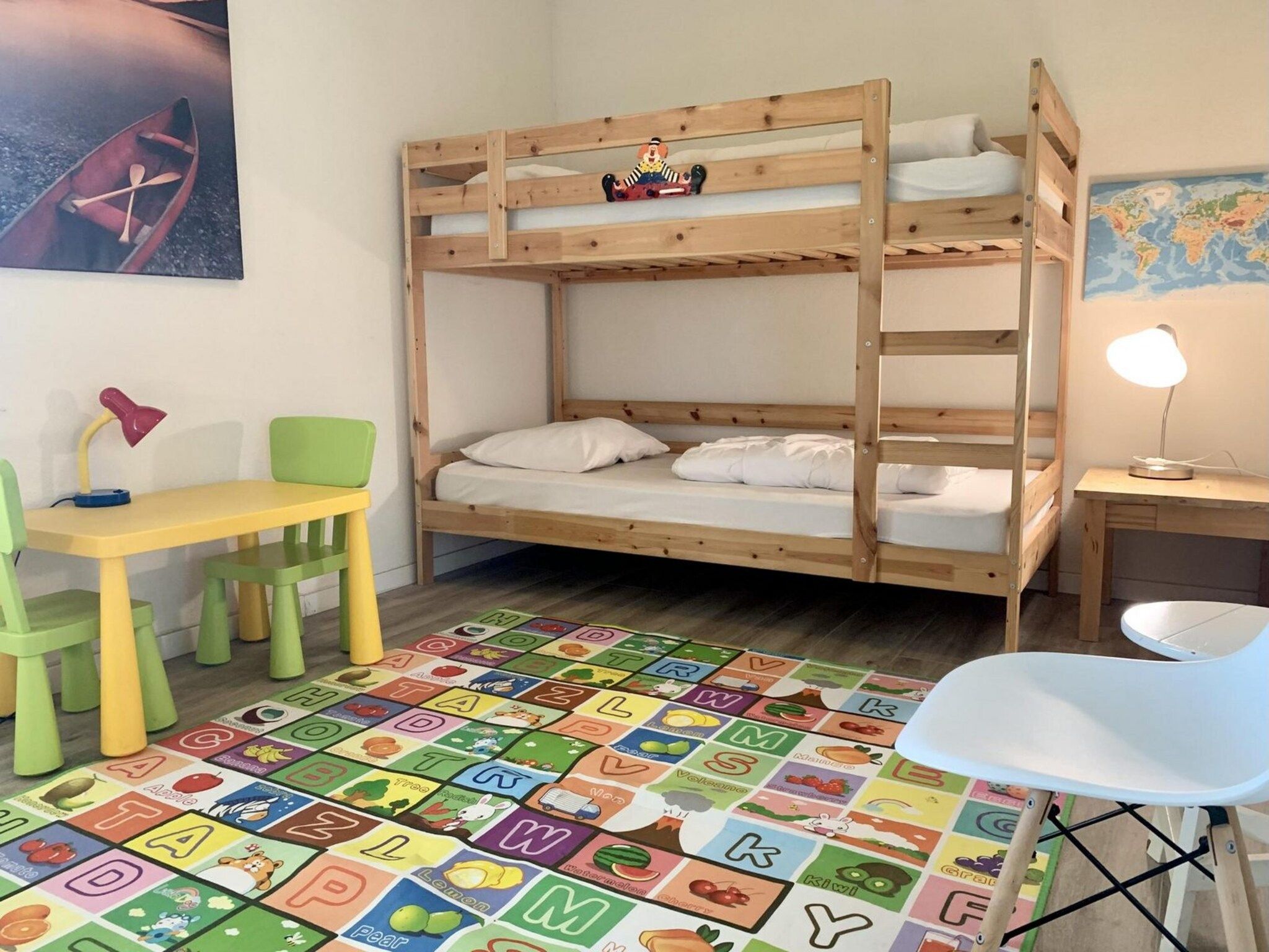 Een slaapkamer van Zeewaard 18 in Sint Maartenszee