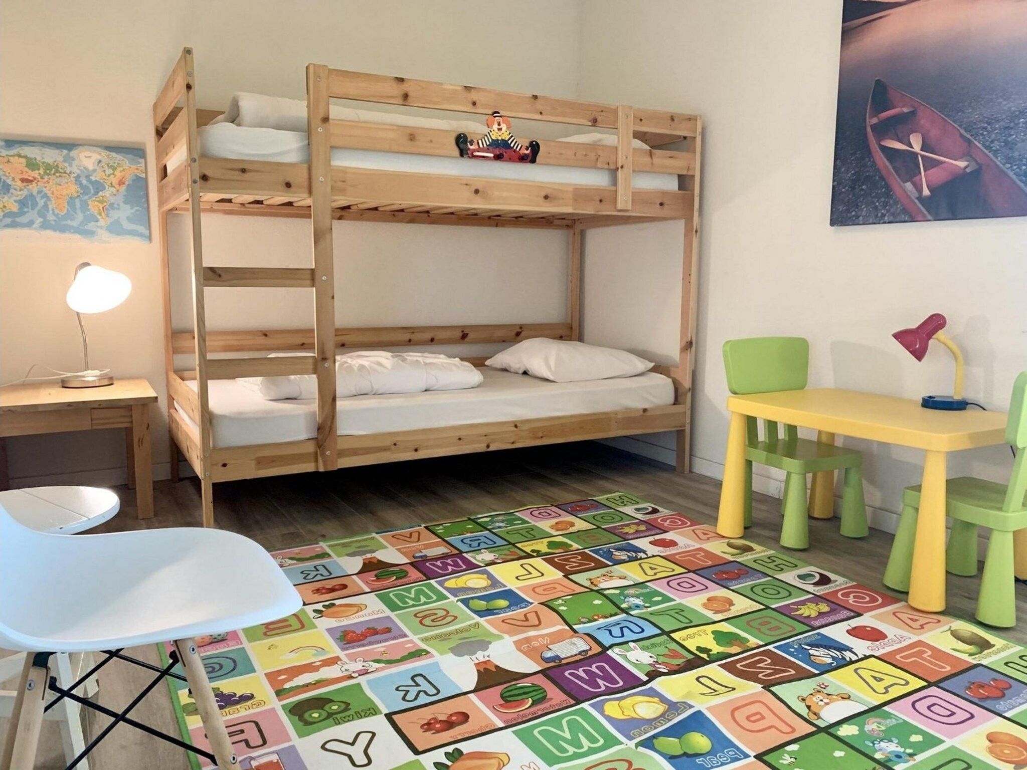 Een slaapkamer van Zeewaard 18 in Sint Maartenszee