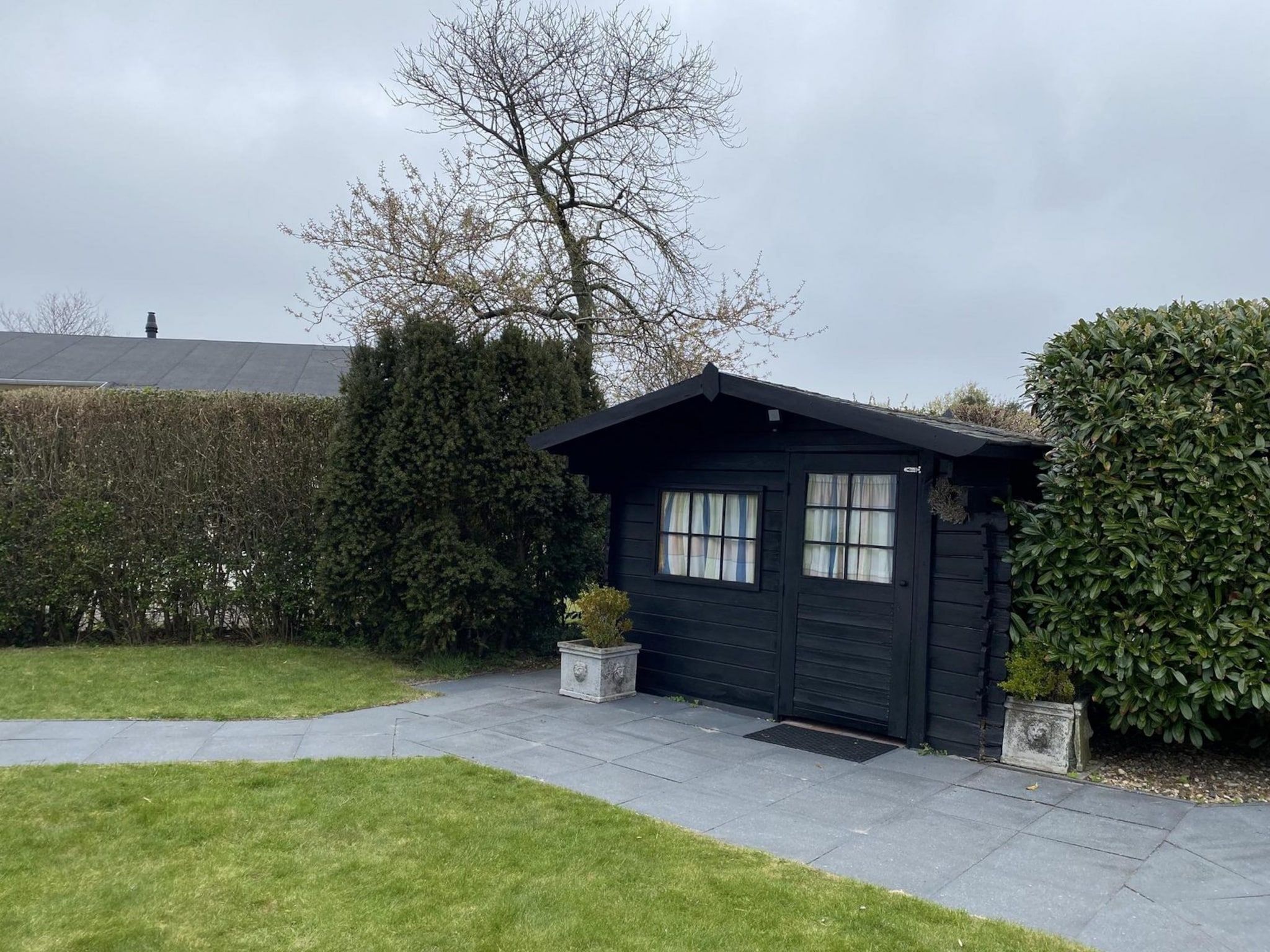 De tuin van Zeewaard 37 in Sint Maartenszee