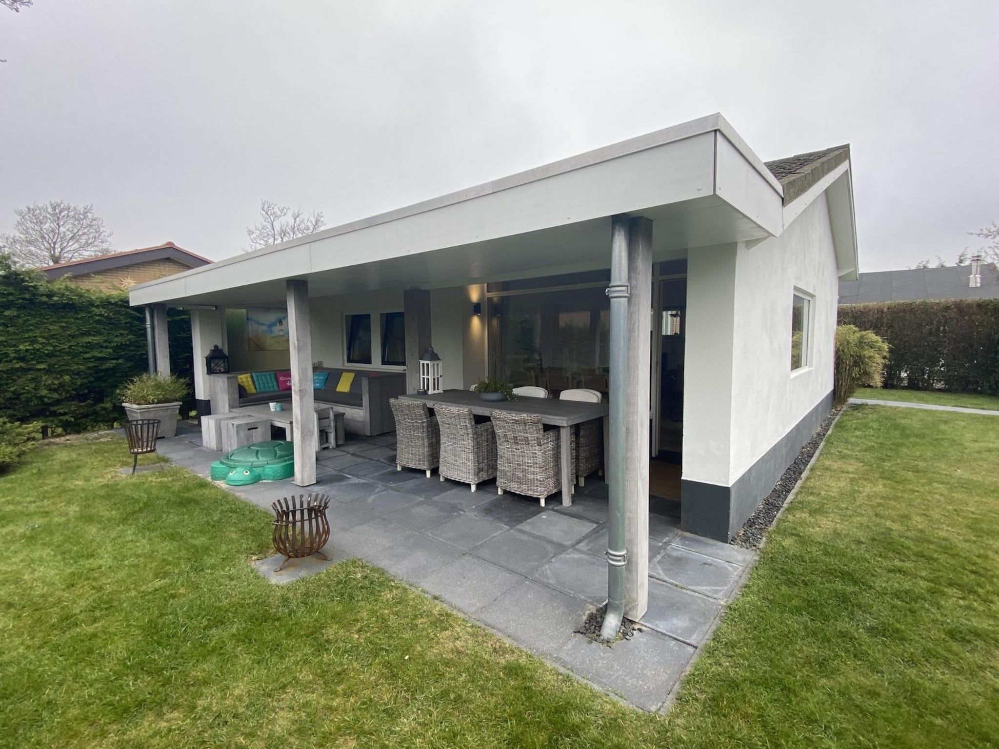 De buitenkant van Zeewaard 37 in Sint Maartenszee