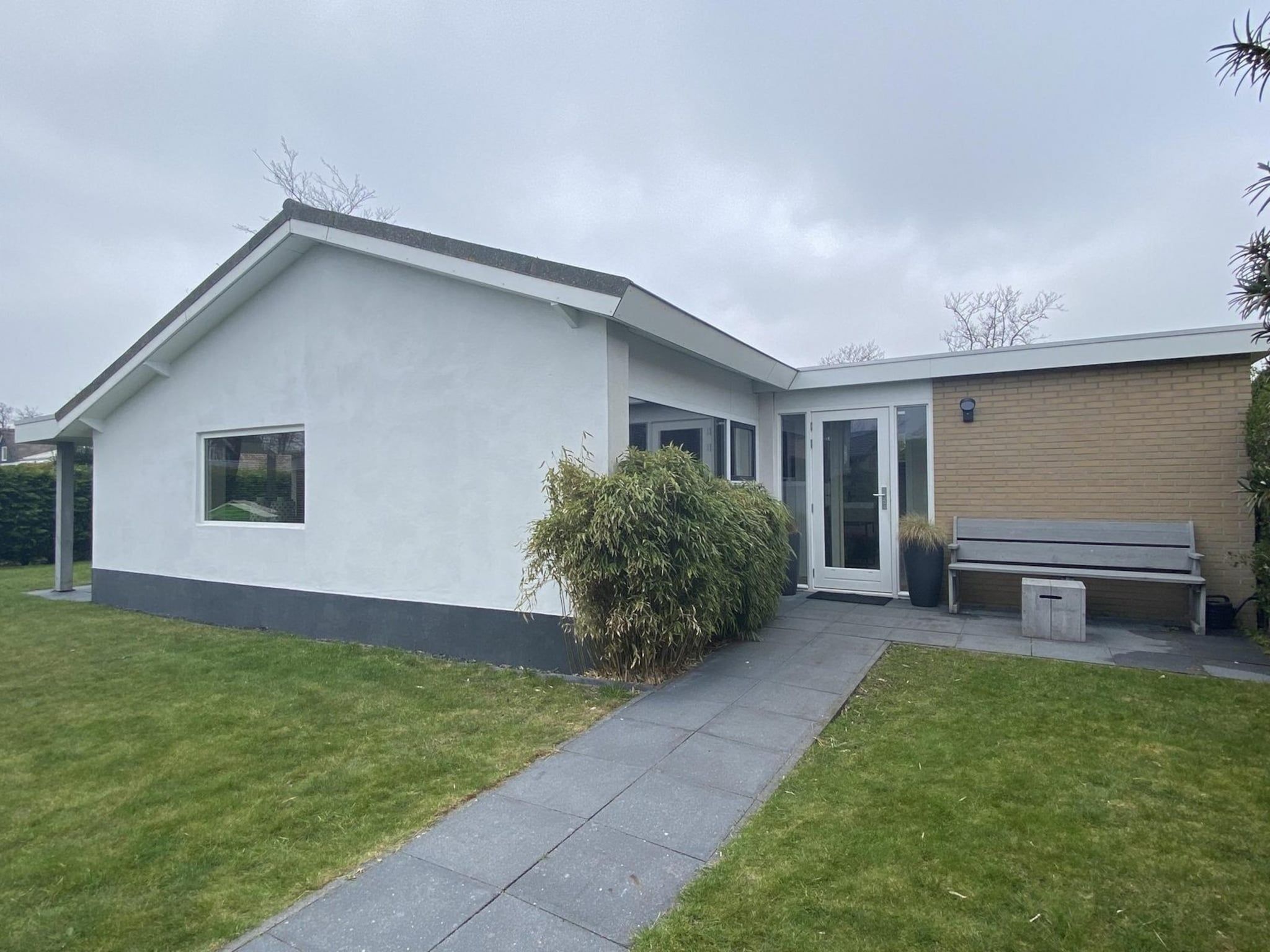 De buitenkant van Zeewaard 37 in Sint Maartenszee