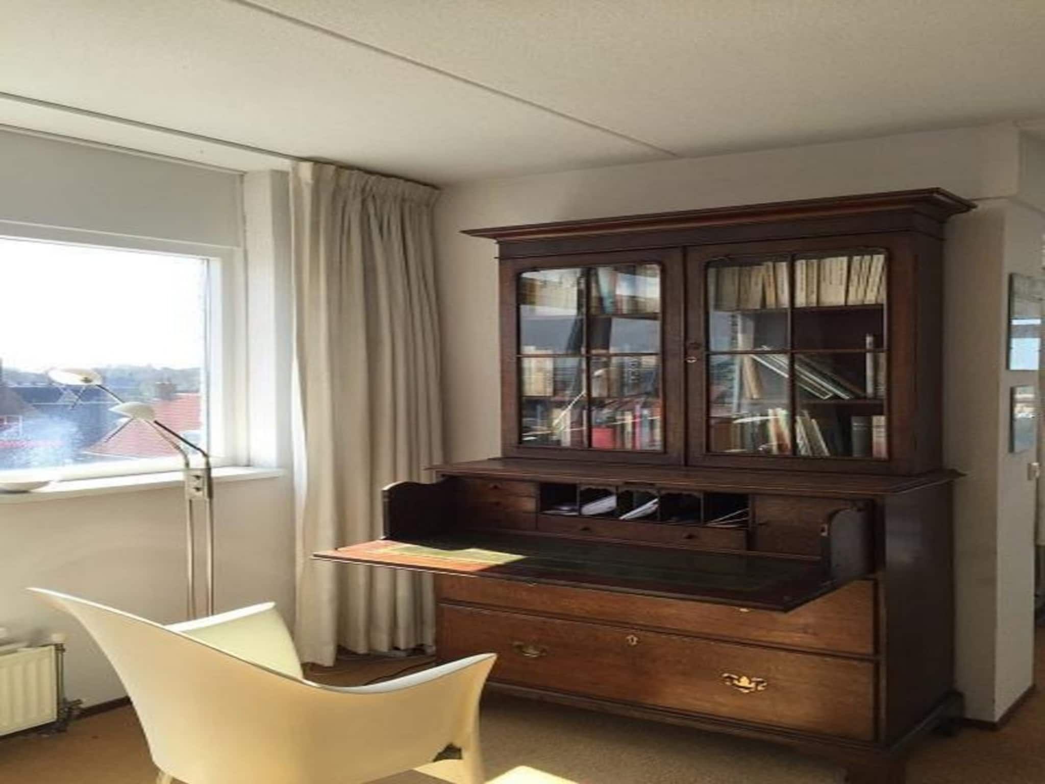 De woonkamer van Beach 15-20 in Petten