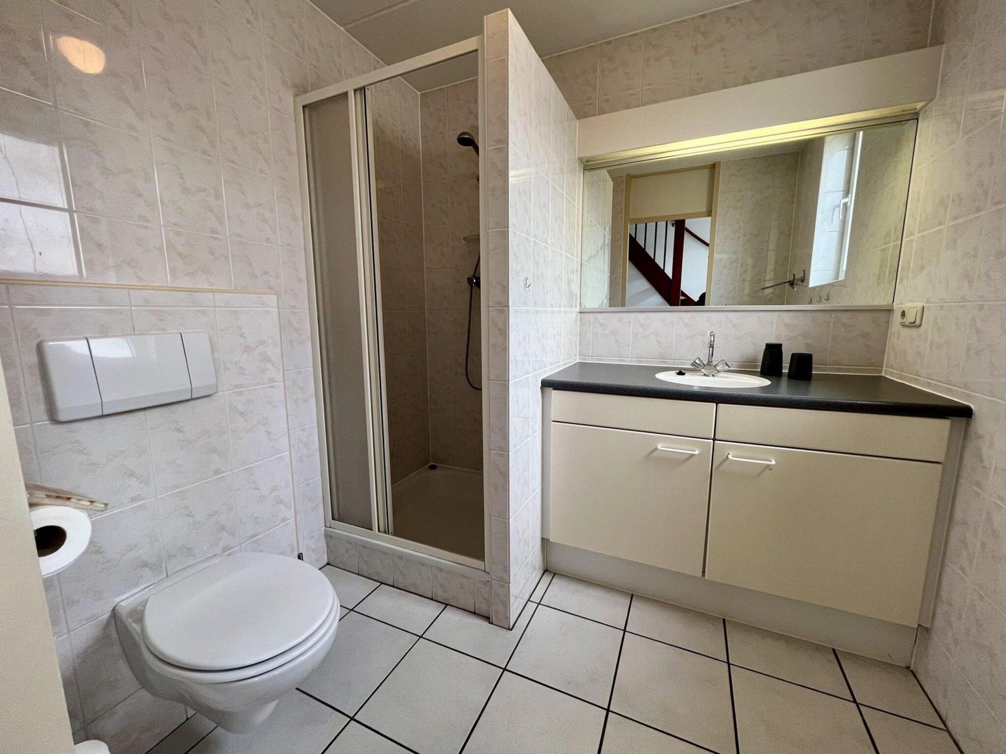 De badkamer van Campanula 55 in Sint Maartenszee