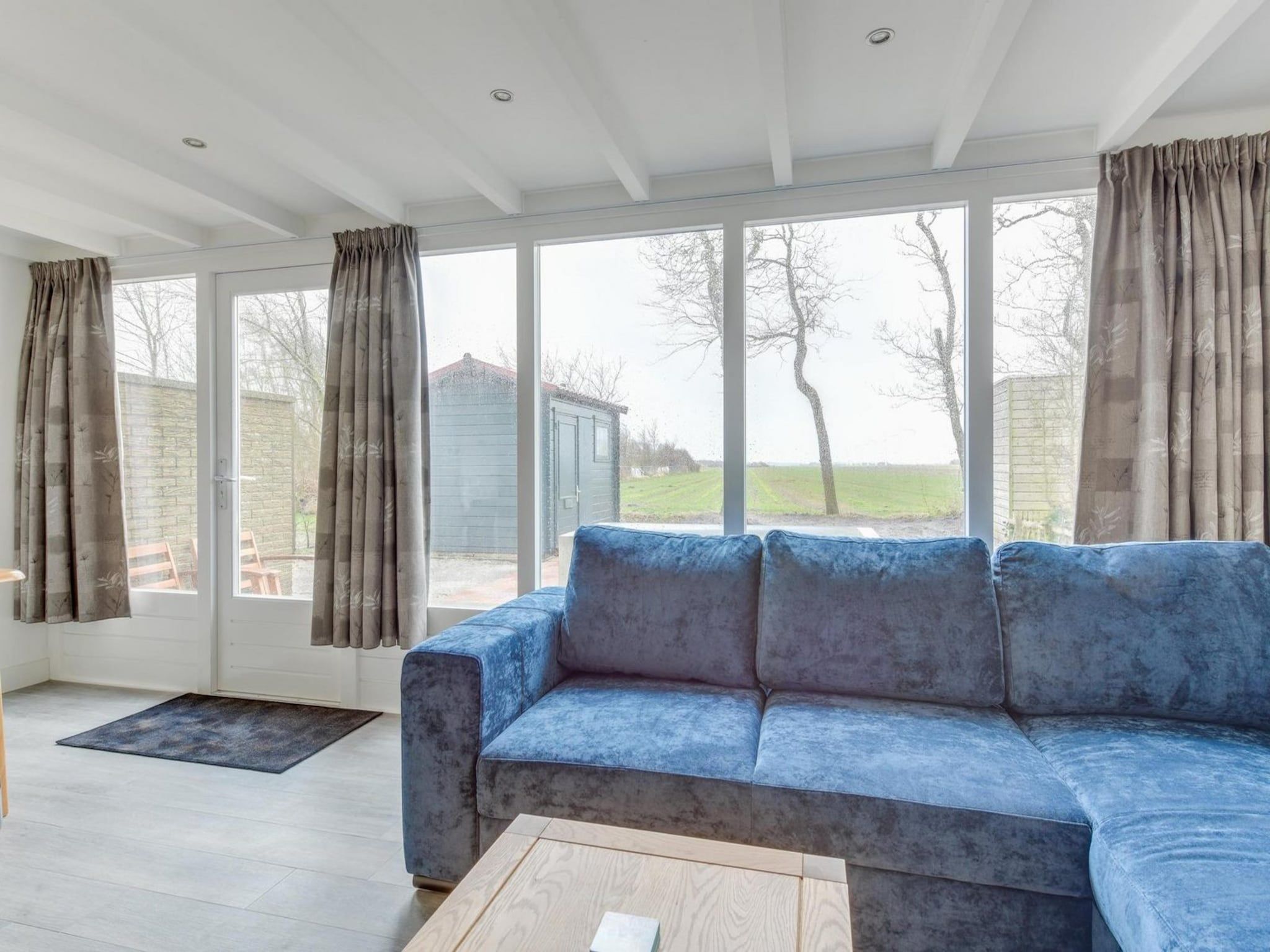 De woonkamer van Gudea 1 in Sint Maartensbrug