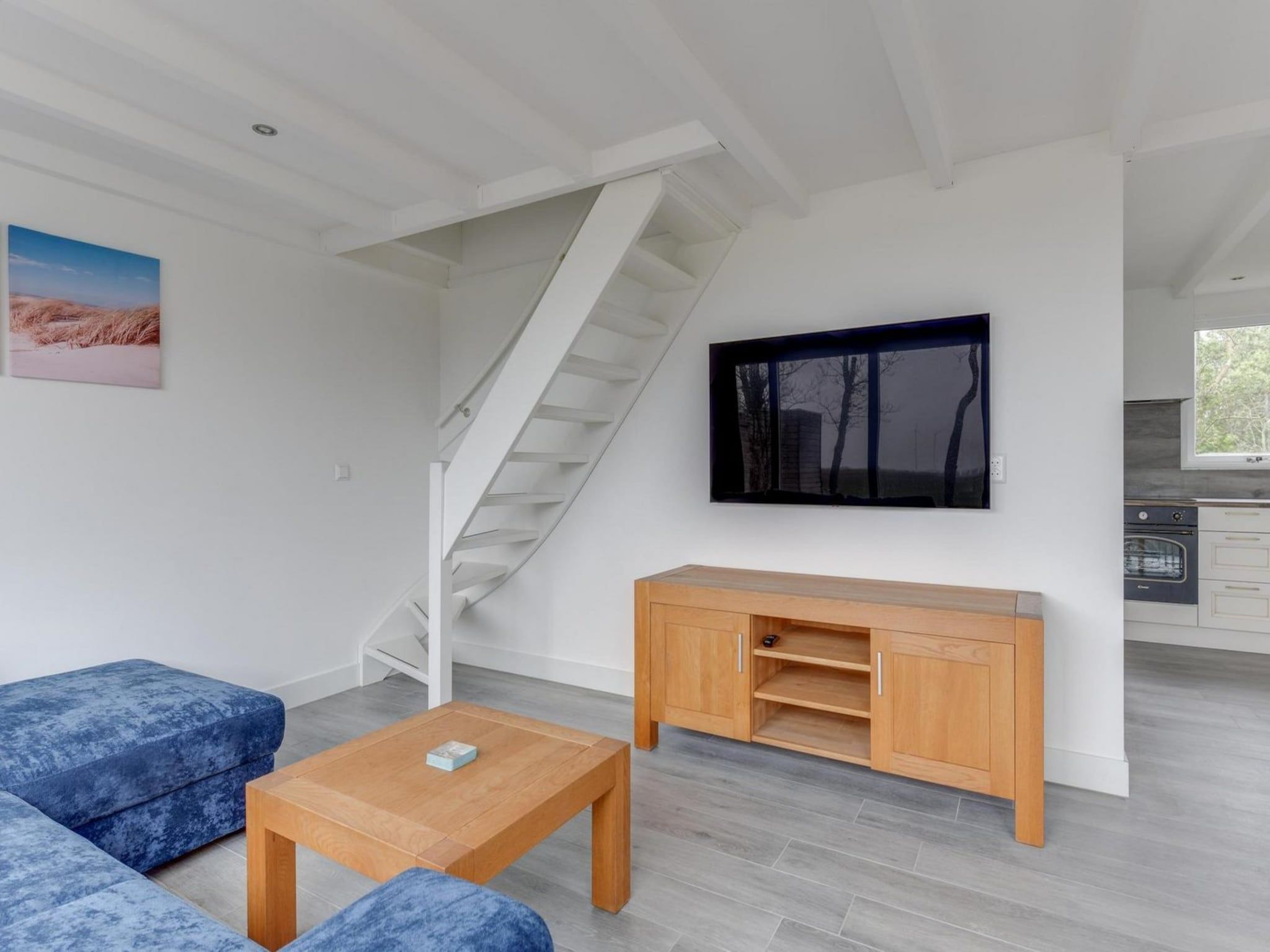 De woonkamer van Gudea 1 in Sint Maartensbrug