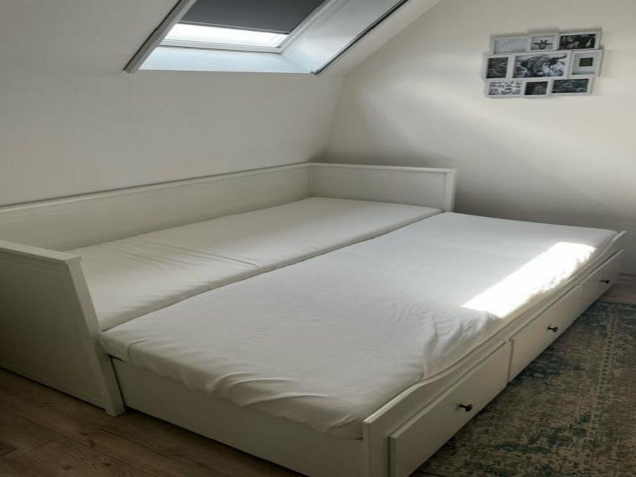 Een slaapkamer van Sint Maartensweg 38 in Sint Maartensvlotbrug