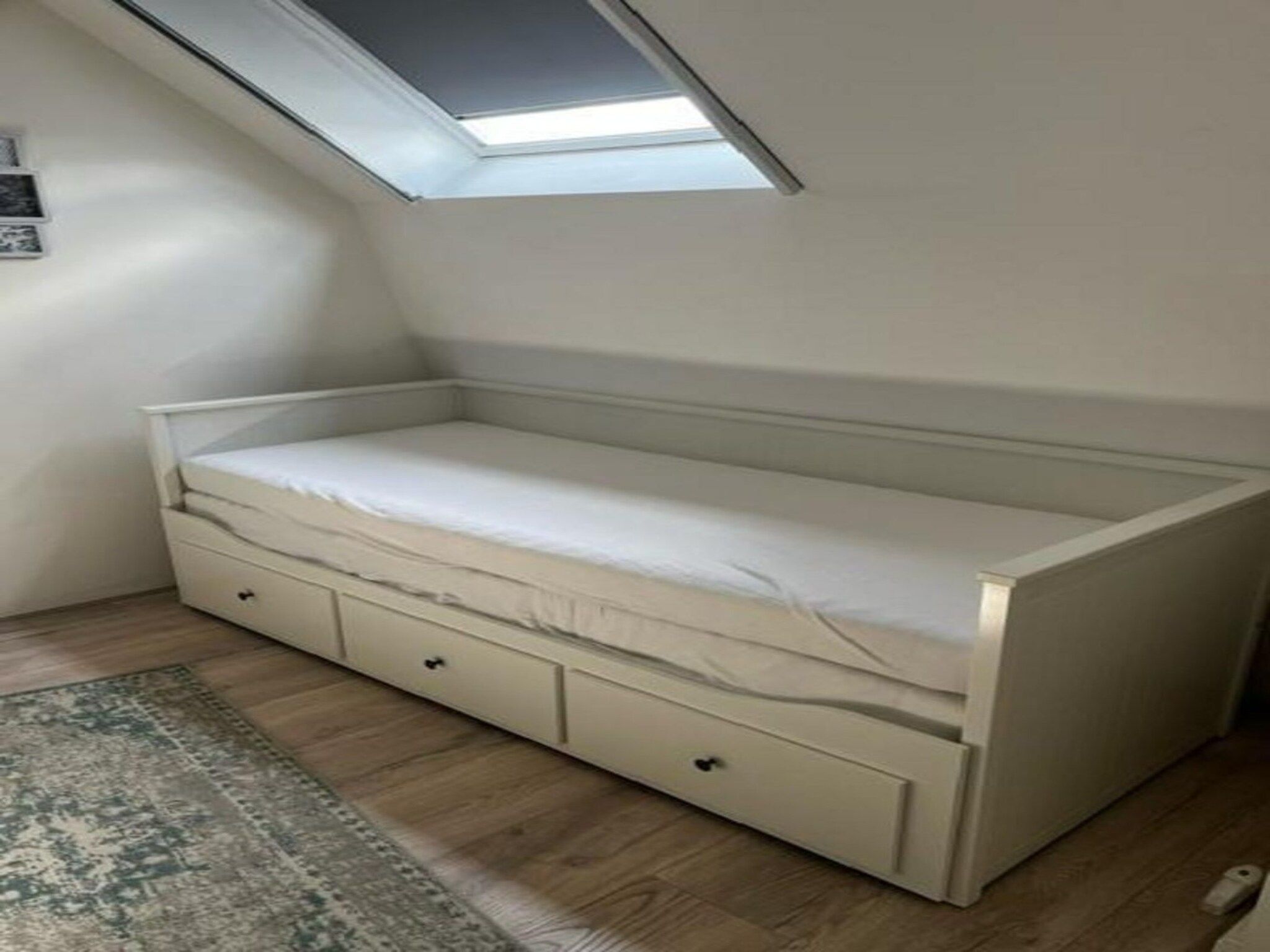 Een slaapkamer van Sint Maartensweg 38 in Sint Maartensvlotbrug