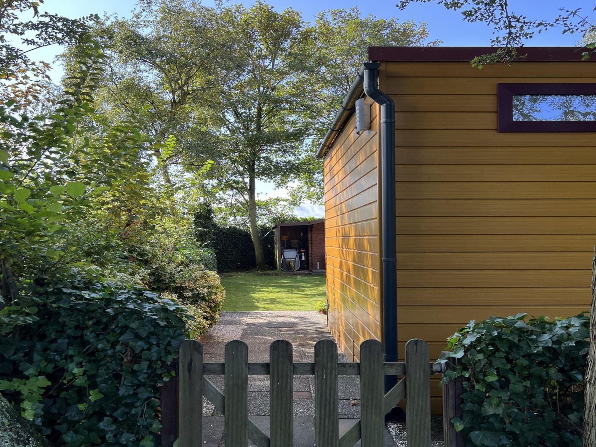 De tuin van Campanula 208 in Sint Maartenszee