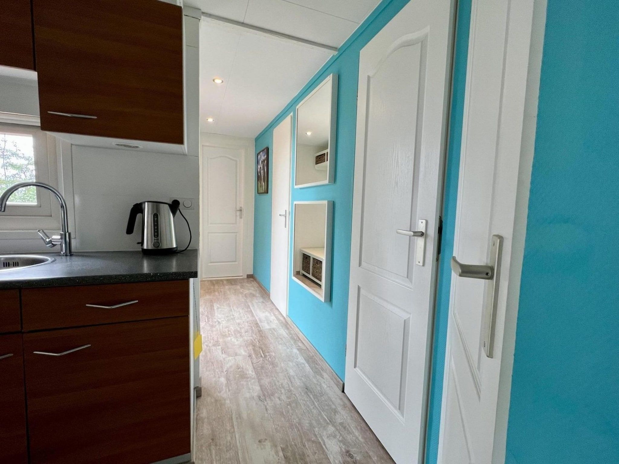 De eetkamer van Campanula 208 in Sint Maartenszee