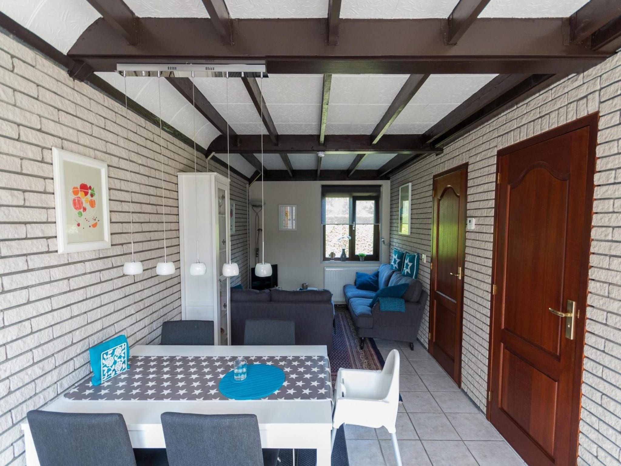 De woonkamer van Belkmerduinen 01 in Sint Maartenszee
