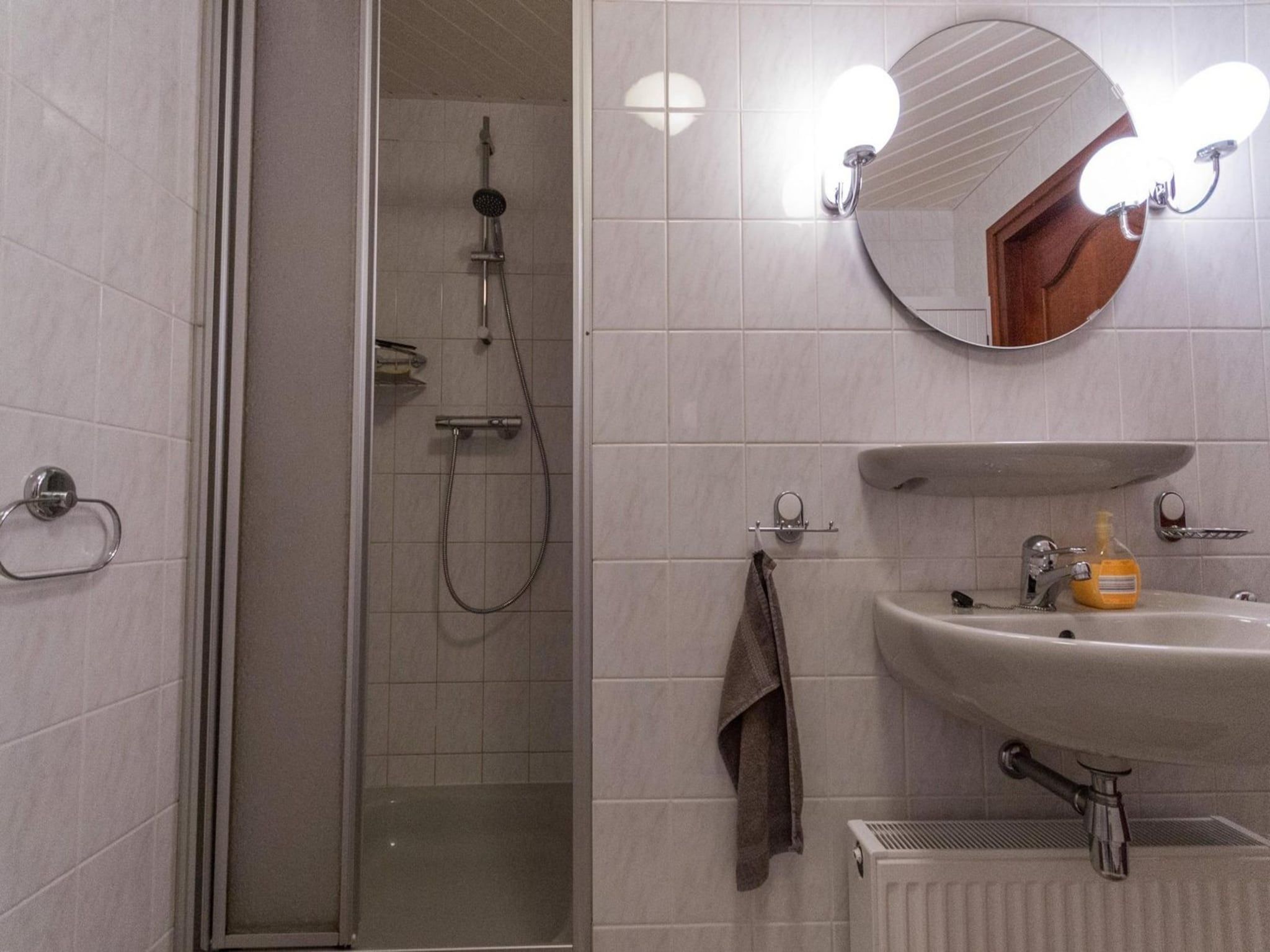 De badkamer van Belkmerduinen 01 in Sint Maartenszee