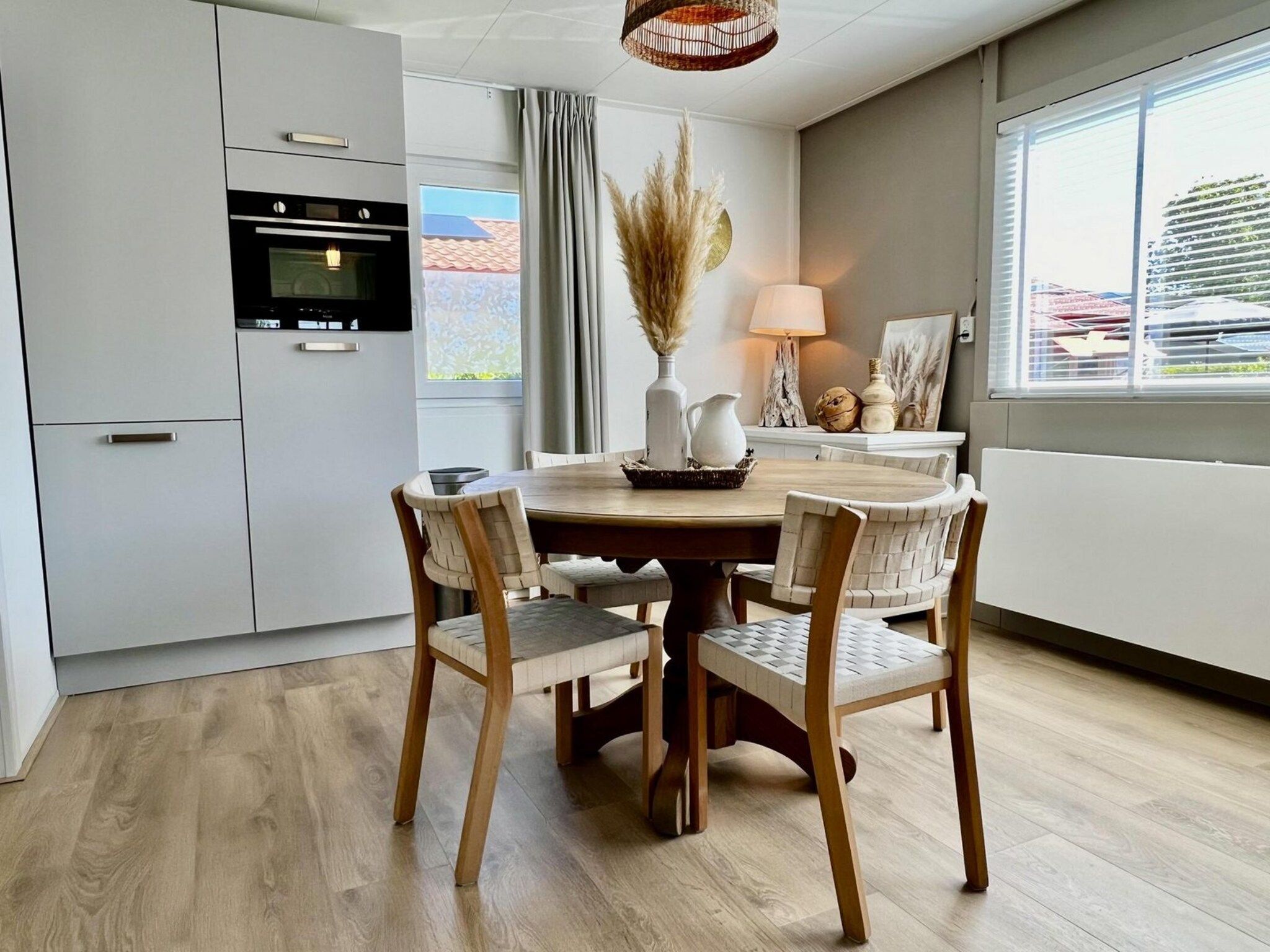 De eetkamer van Eb en Vloed 62 in Sint Maartenszee