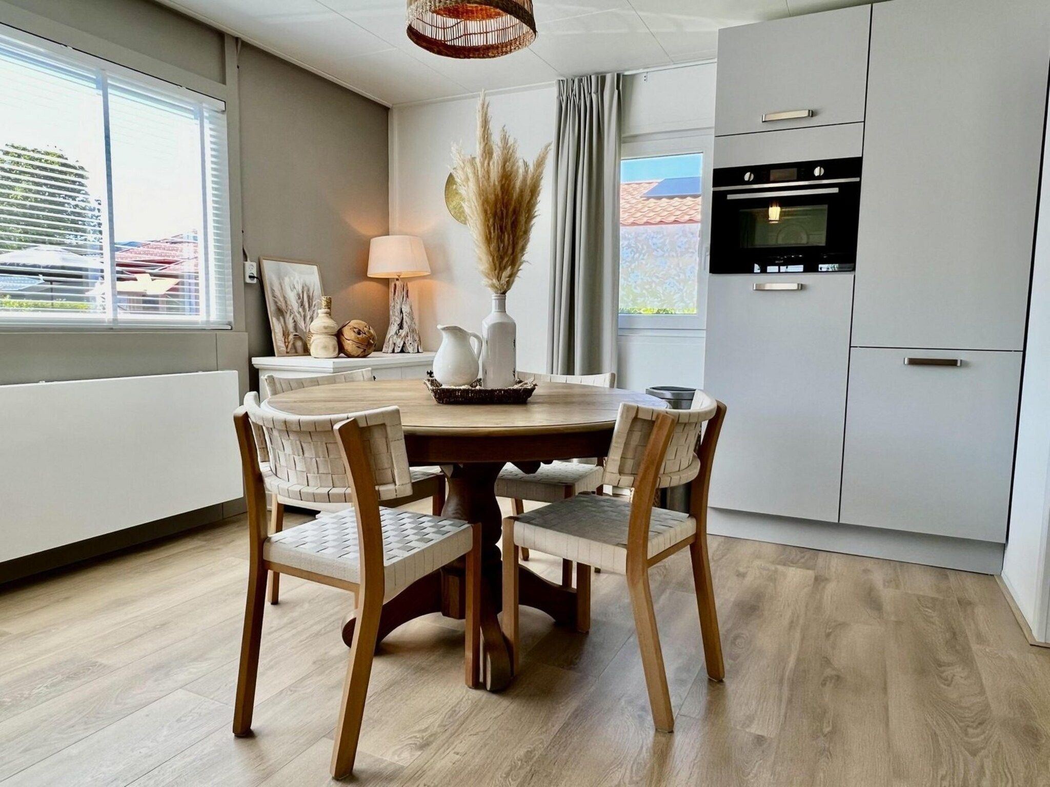 De woonkamer van Eb en Vloed 62 in Sint Maartenszee