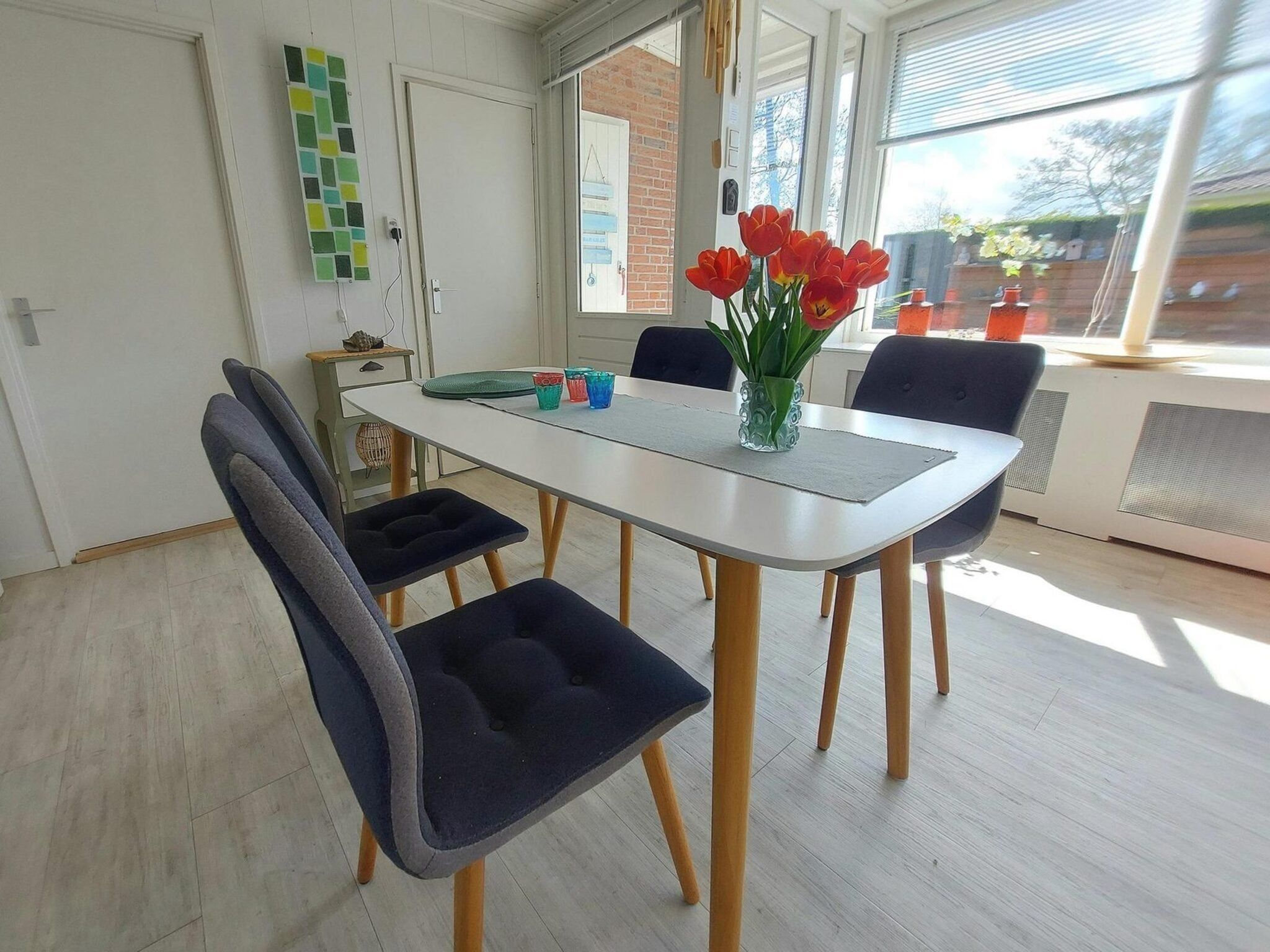 De eetkamer van Eureka 073 in Sint Maartenszee