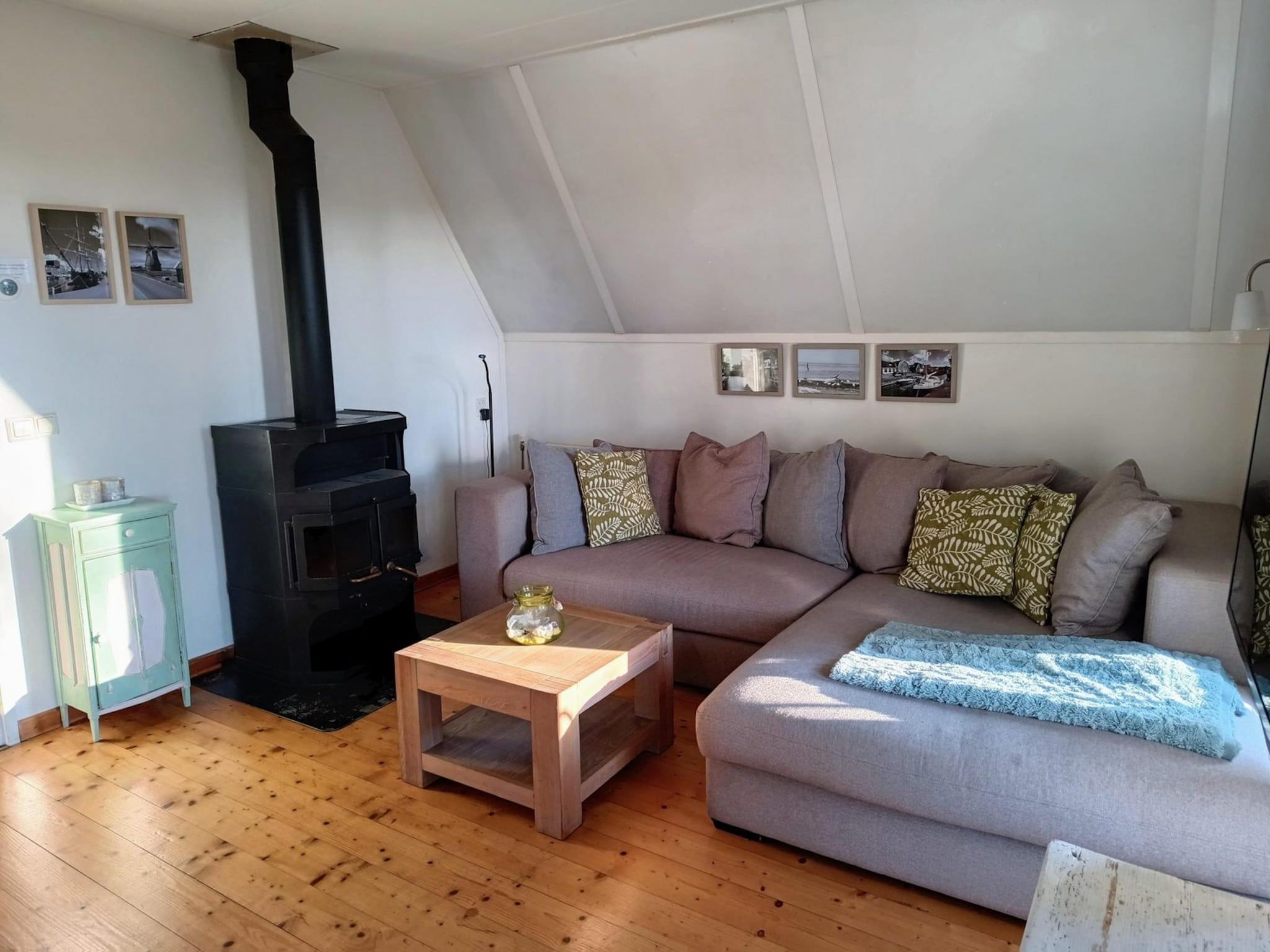 De woonkamer van Vogelvrij 3 in Sint Maartenszee