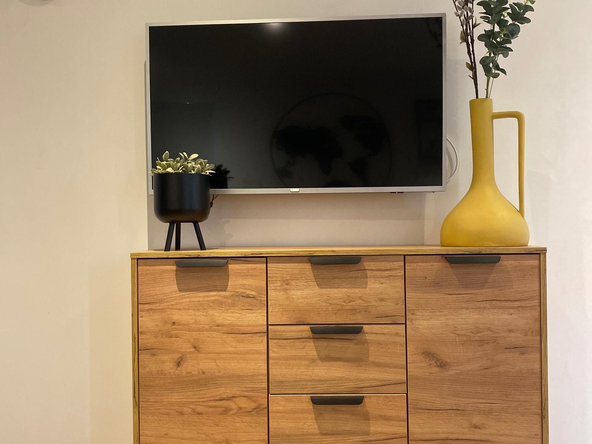 De woonkamer van VT101 in Tzummarum