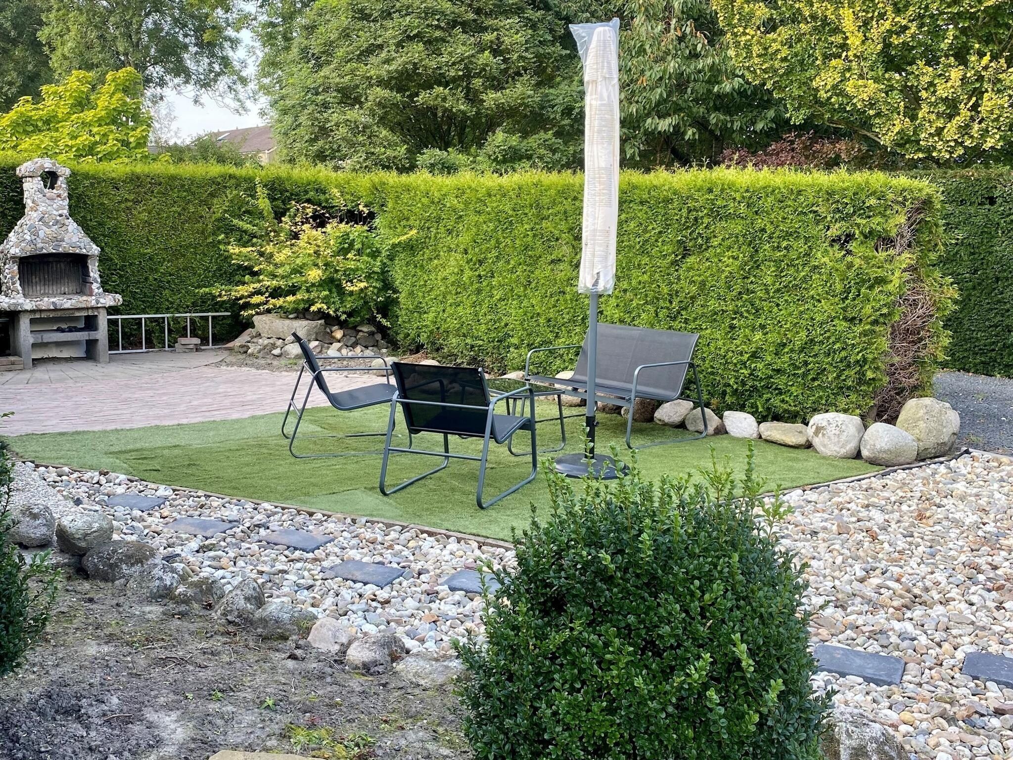 De tuin van VT101 in Tzummarum