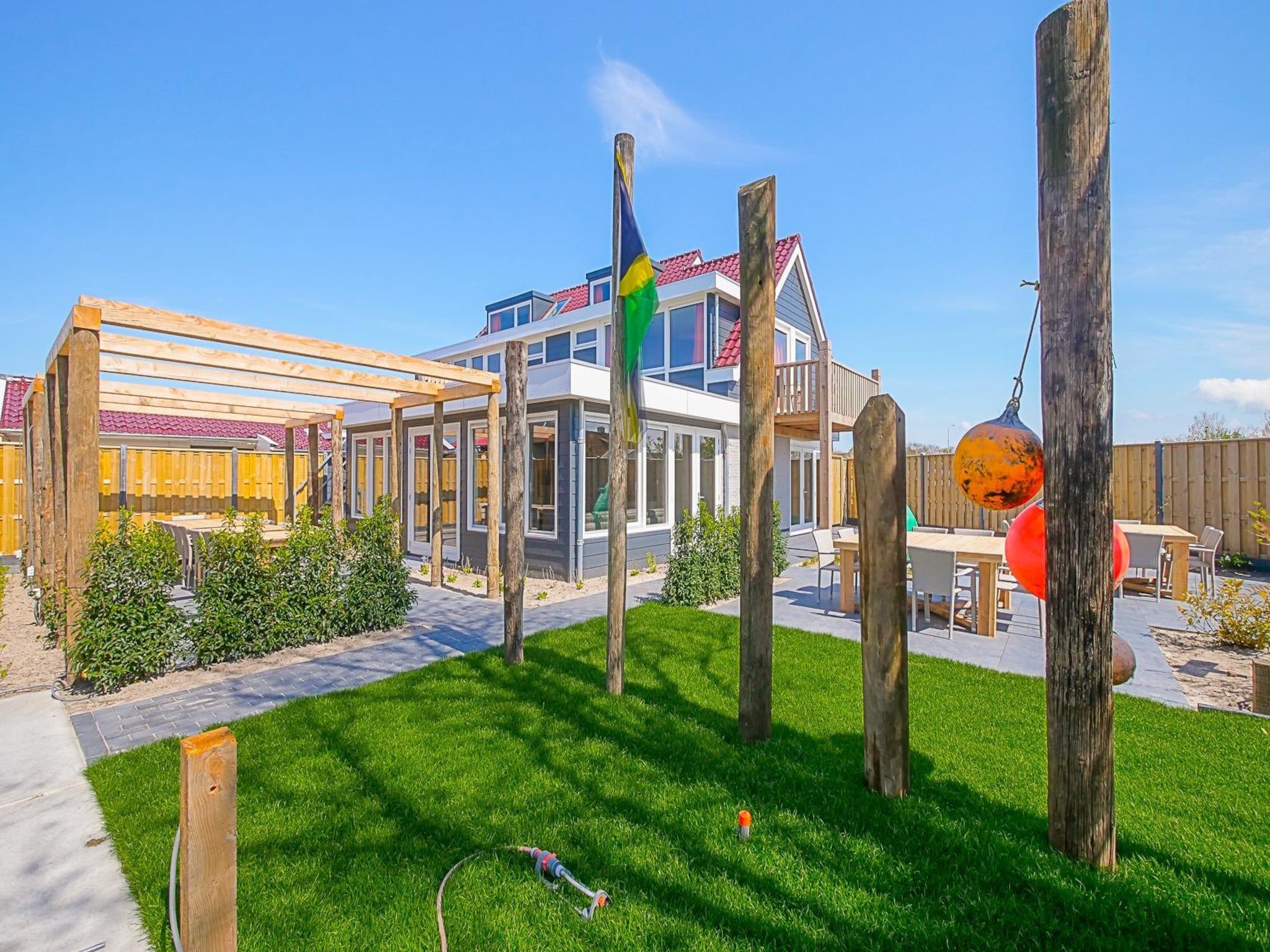 De buitenkant van Groote Kaap in Callantsoog