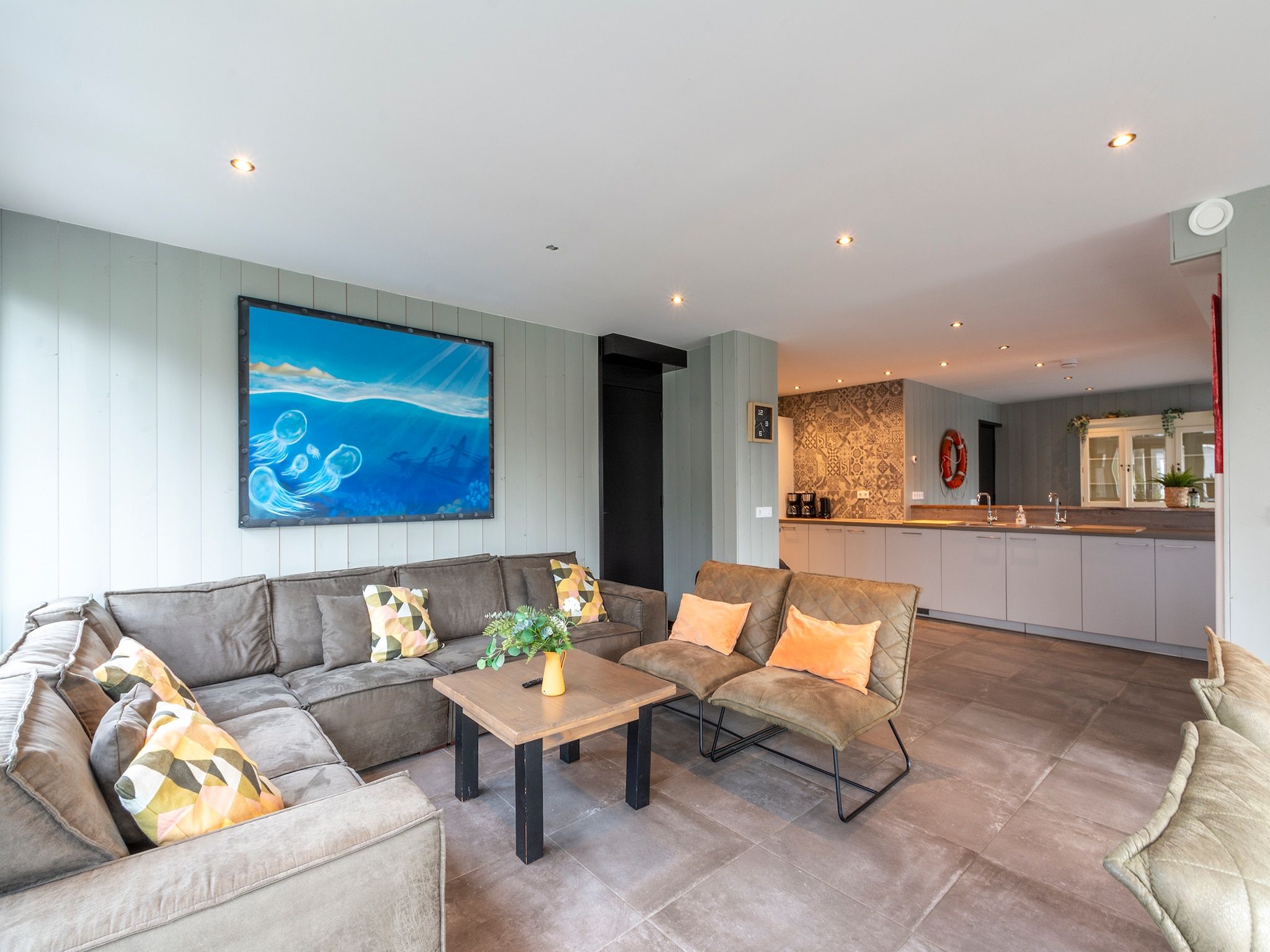 De woonkamer van Groote Kaap in Callantsoog