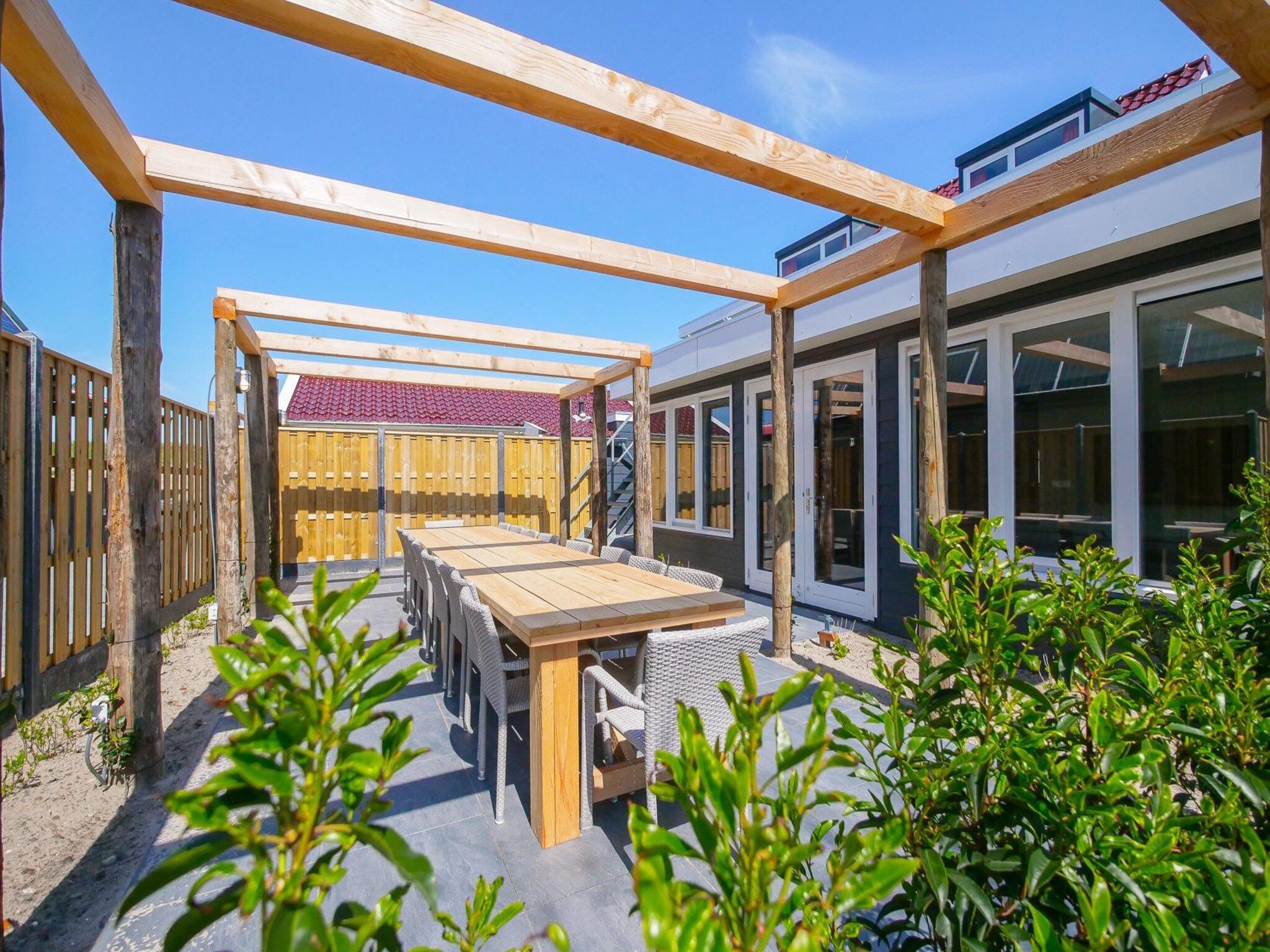 Het terras van Groote Kaap in Callantsoog