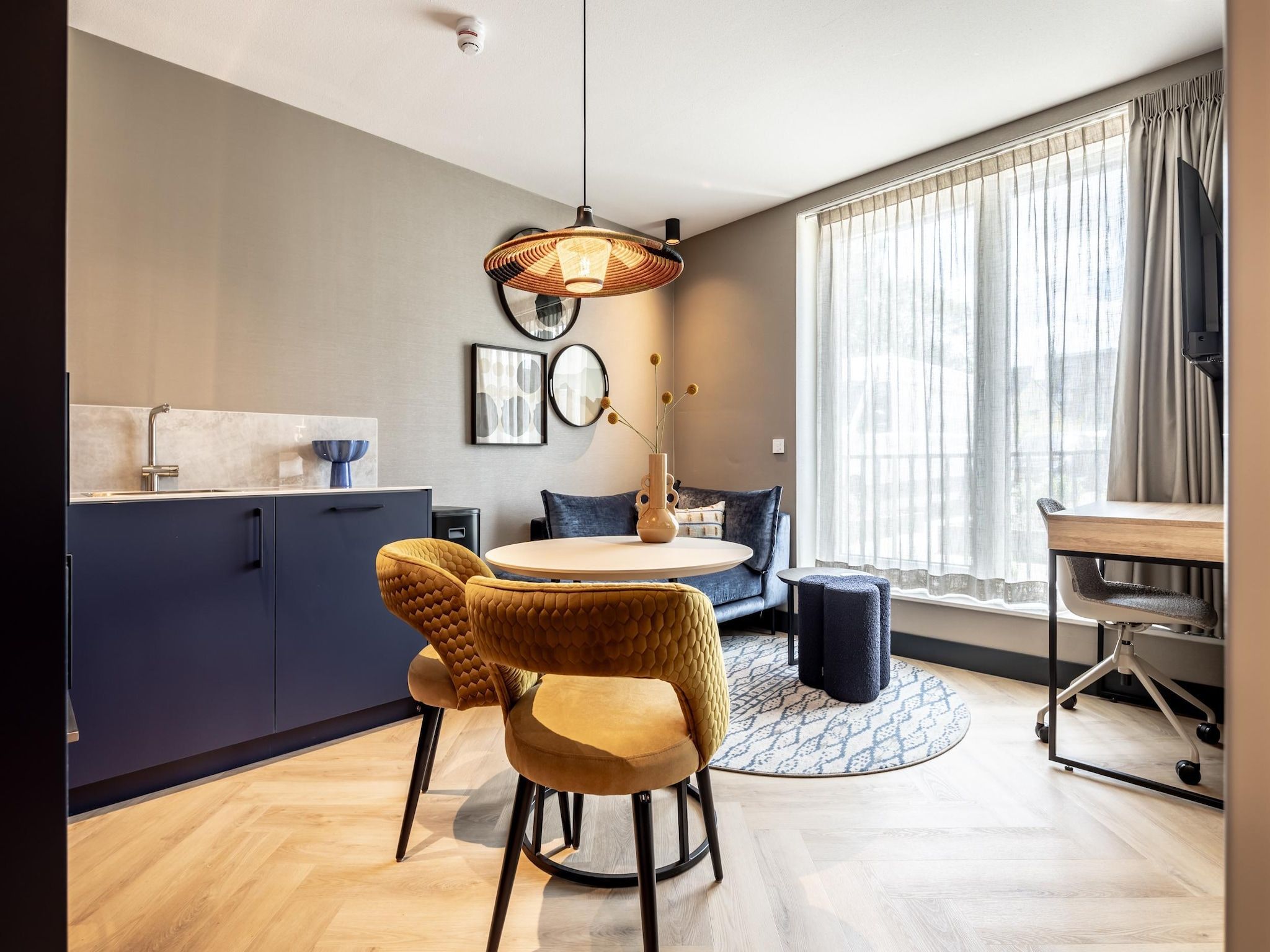 De woonkamer van Delft 1B in Den Haag