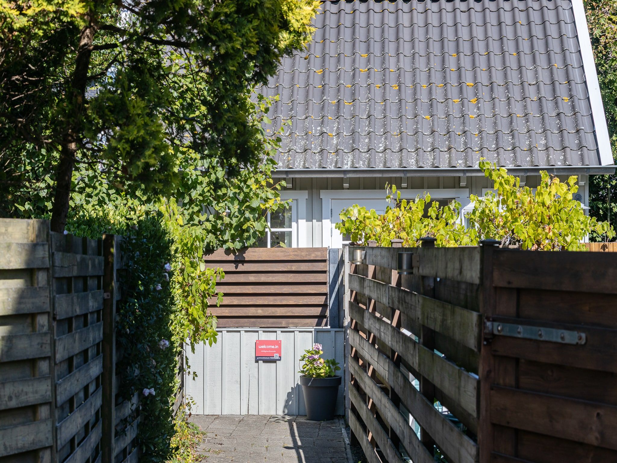 Het terras van Lijsterhofstraat 13 - Knusse vakantiewoning nabij strand en centrum in Domburg