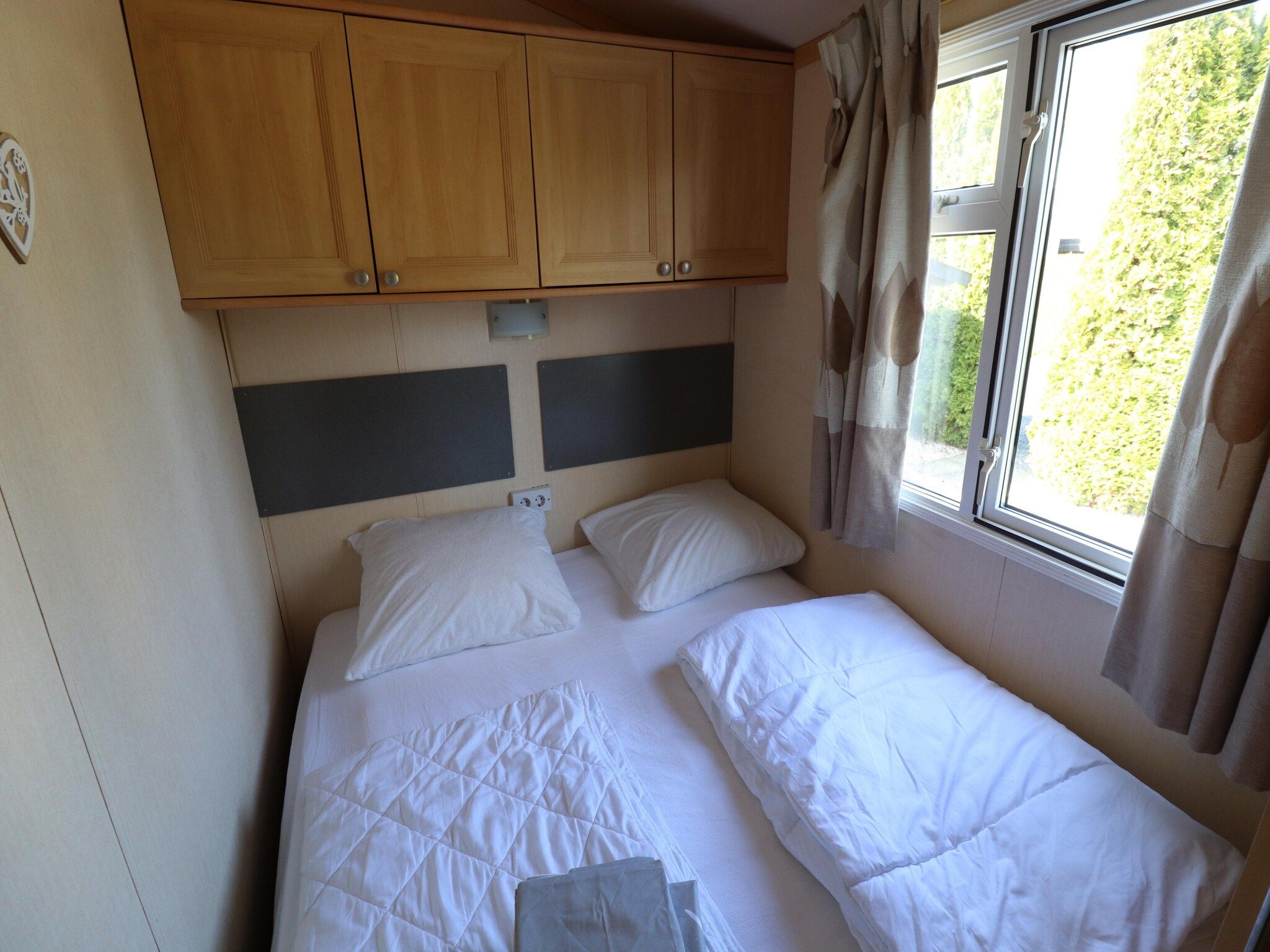 Een slaapkamer van VT 66 in Tzummarum