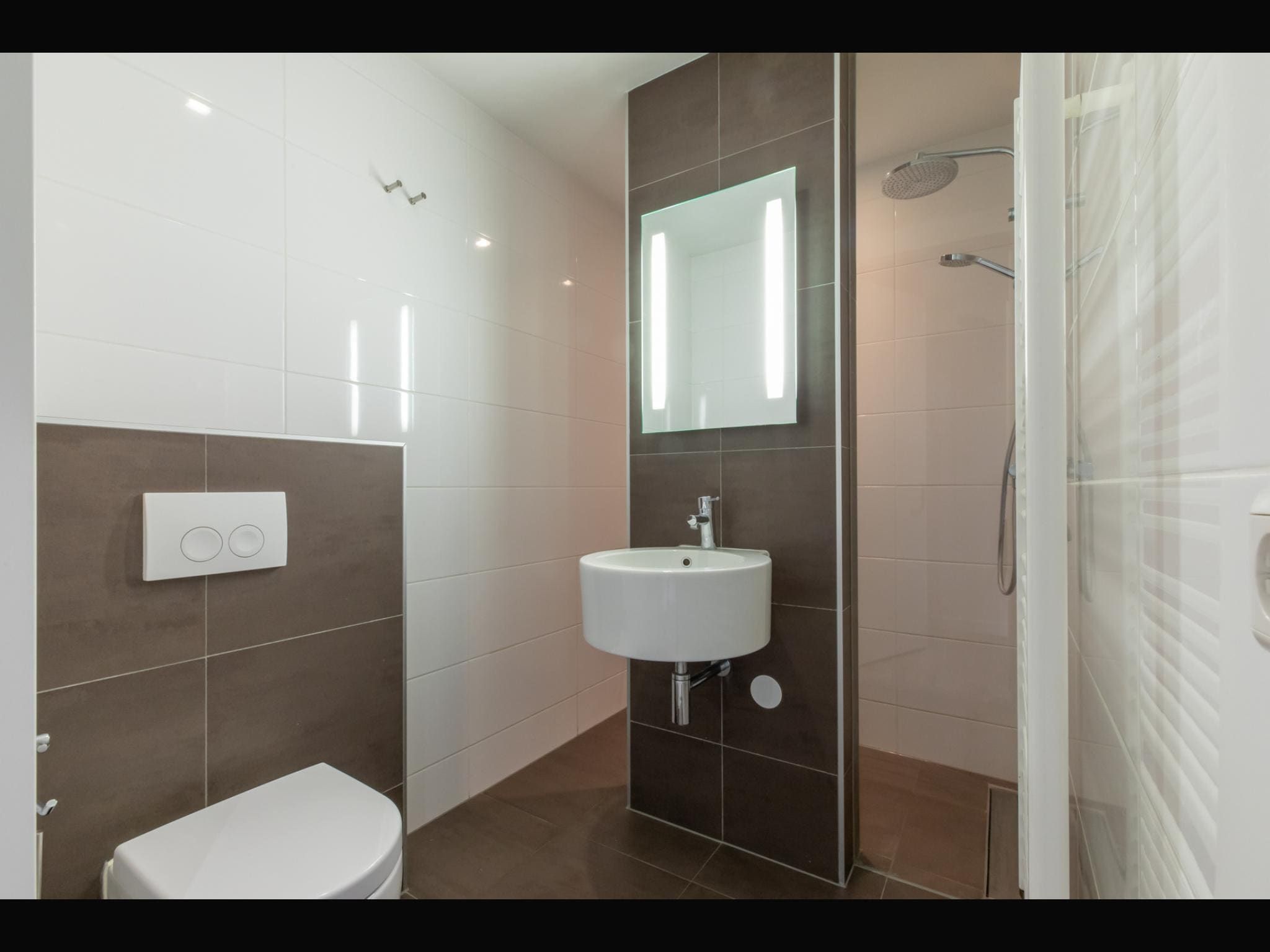 De badkamer van Vakantiehuisje Langstraat 29B Zoutelande 4 Personen  Comfortabel Verblijf in Zoutelande