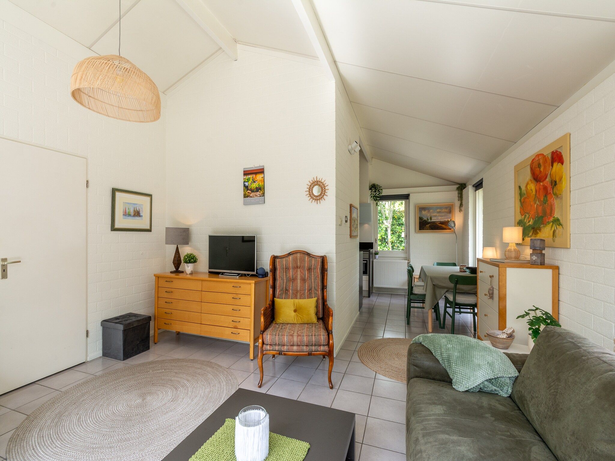 De woonkamer van Watersnip 9 in Petten