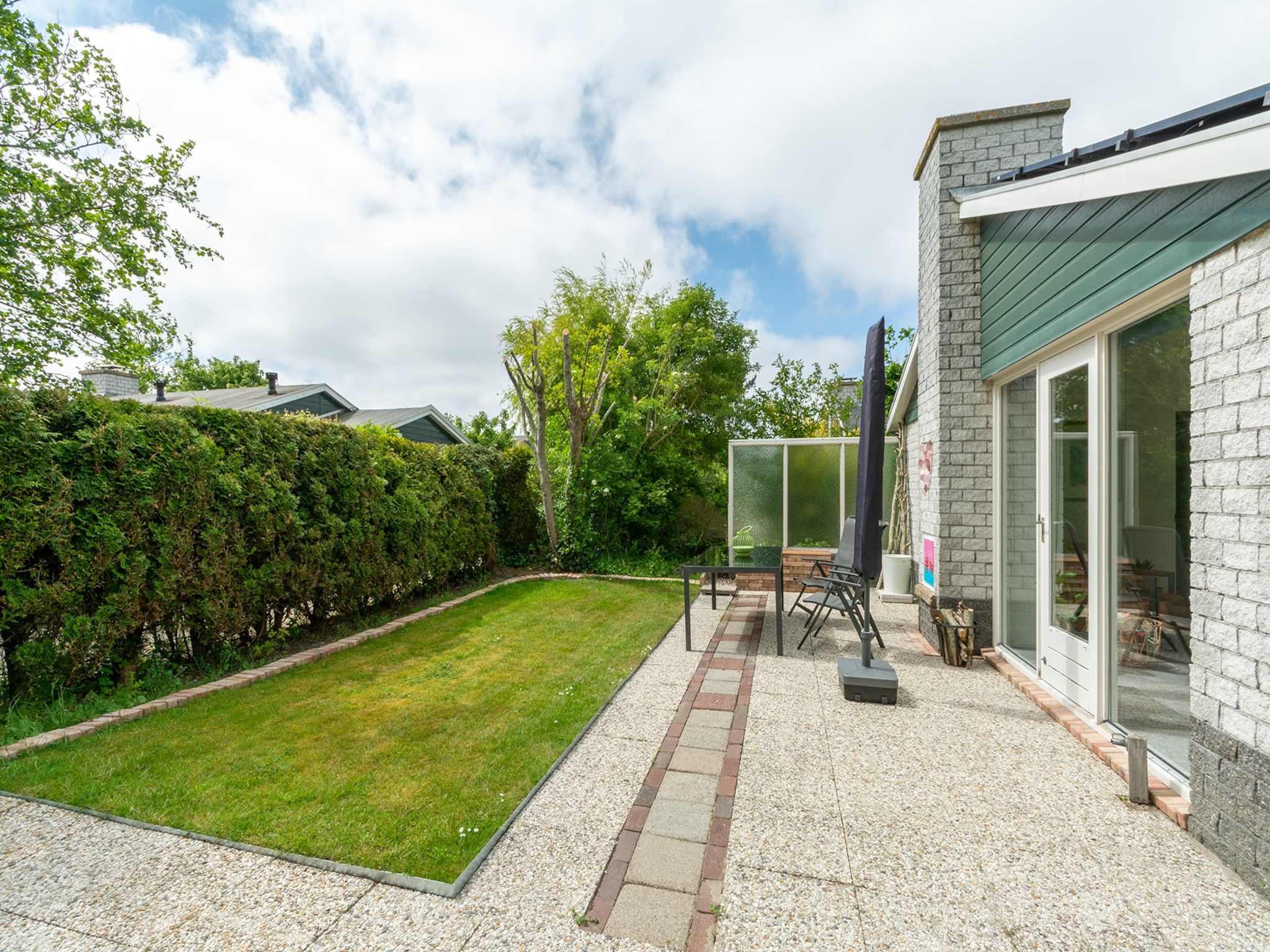 Het terras van Watersnip 9 in Petten