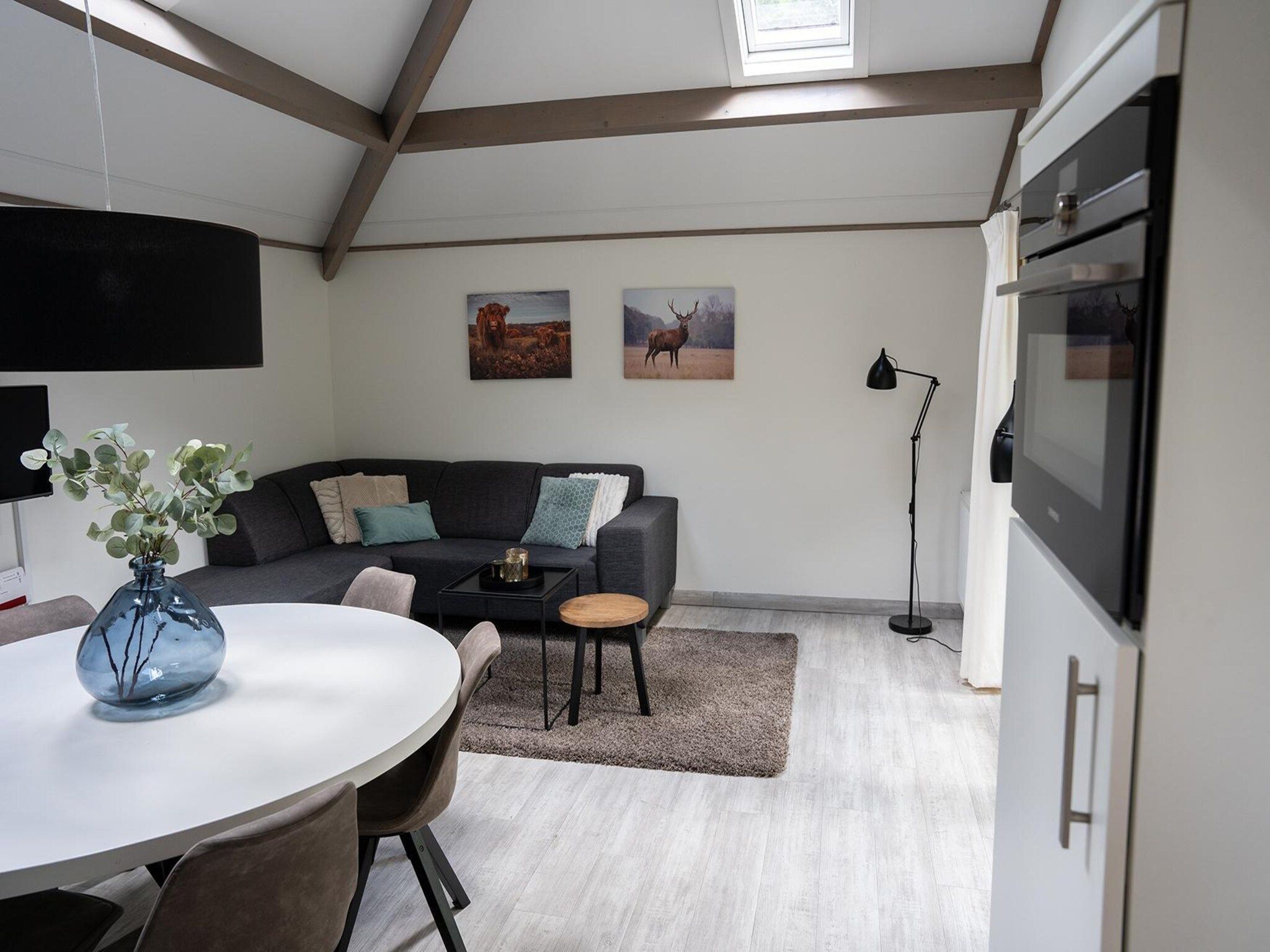 De woonkamer van Heivlinder 4+2p in Ermelo