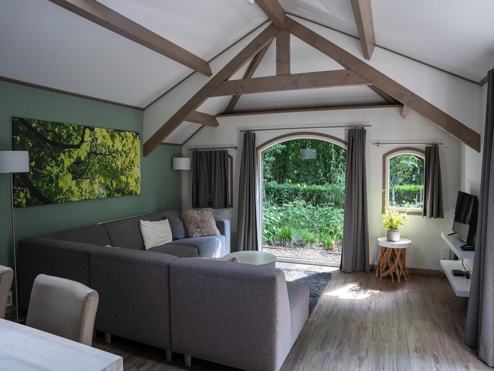 De woonkamer van Heivlinder 4+2p in Ermelo