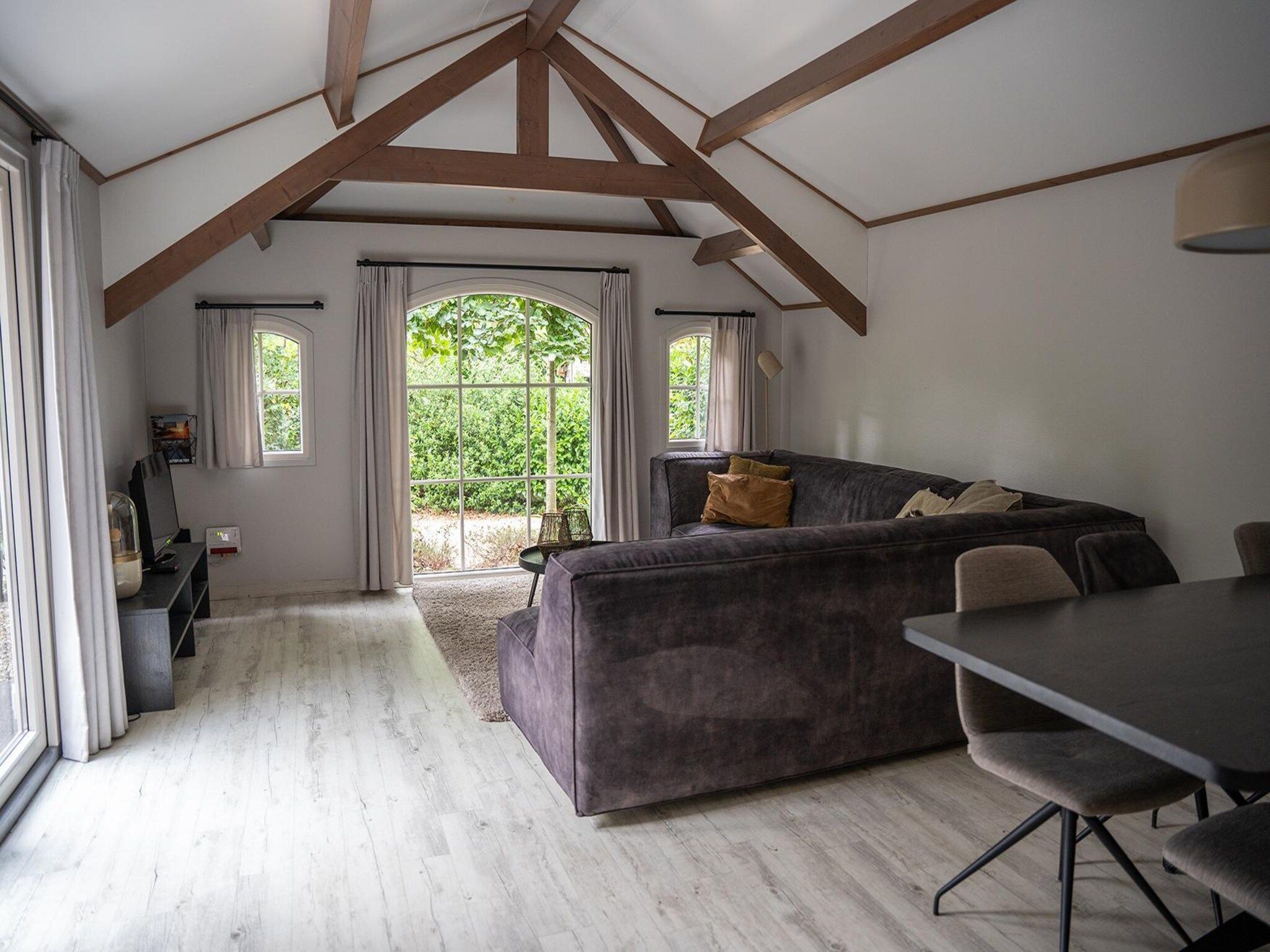 De woonkamer van Heivlinder Comfort 4+2p in Ermelo