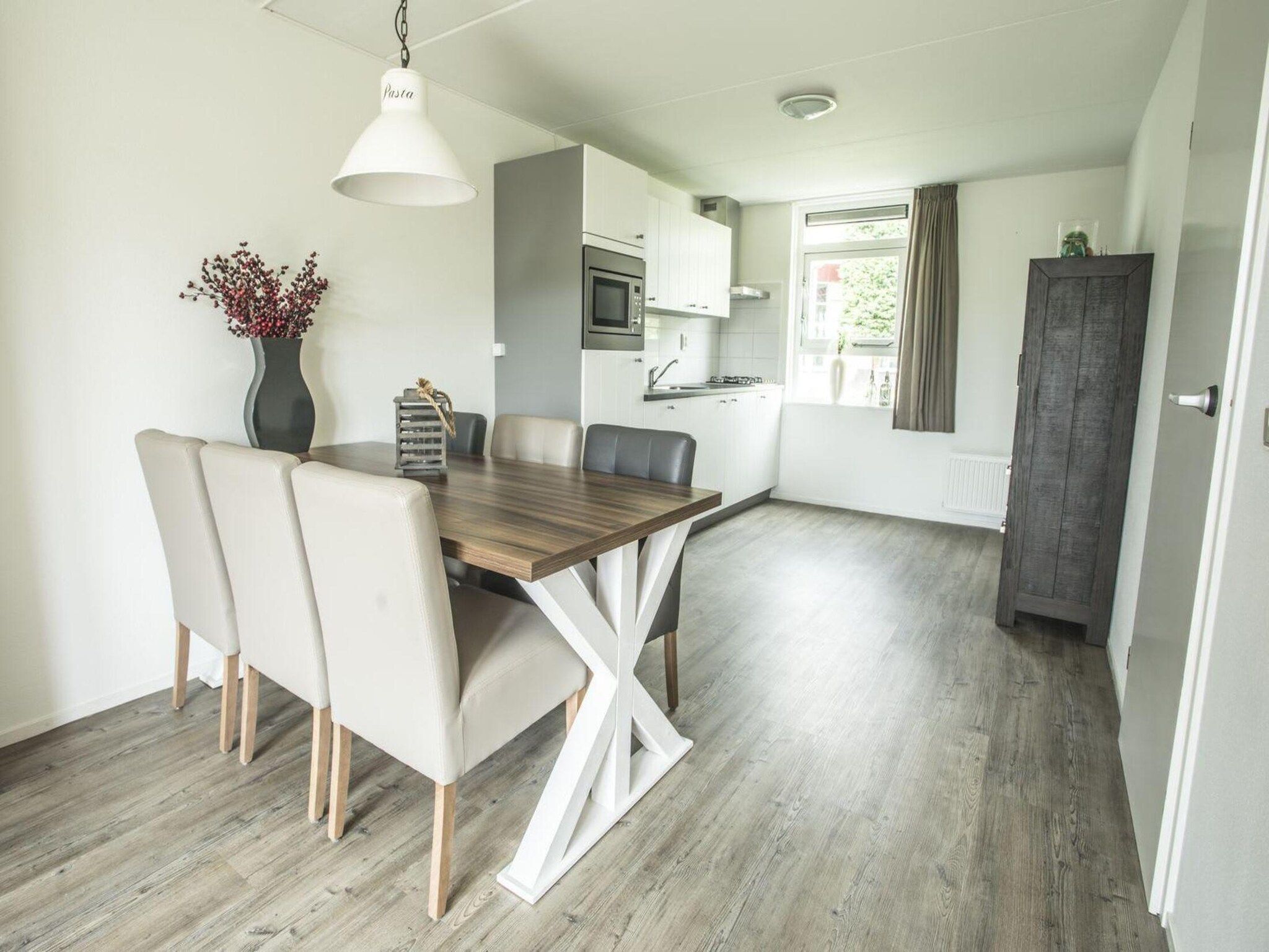 De eetkamer van Dijkhuis 4 in Medemblik