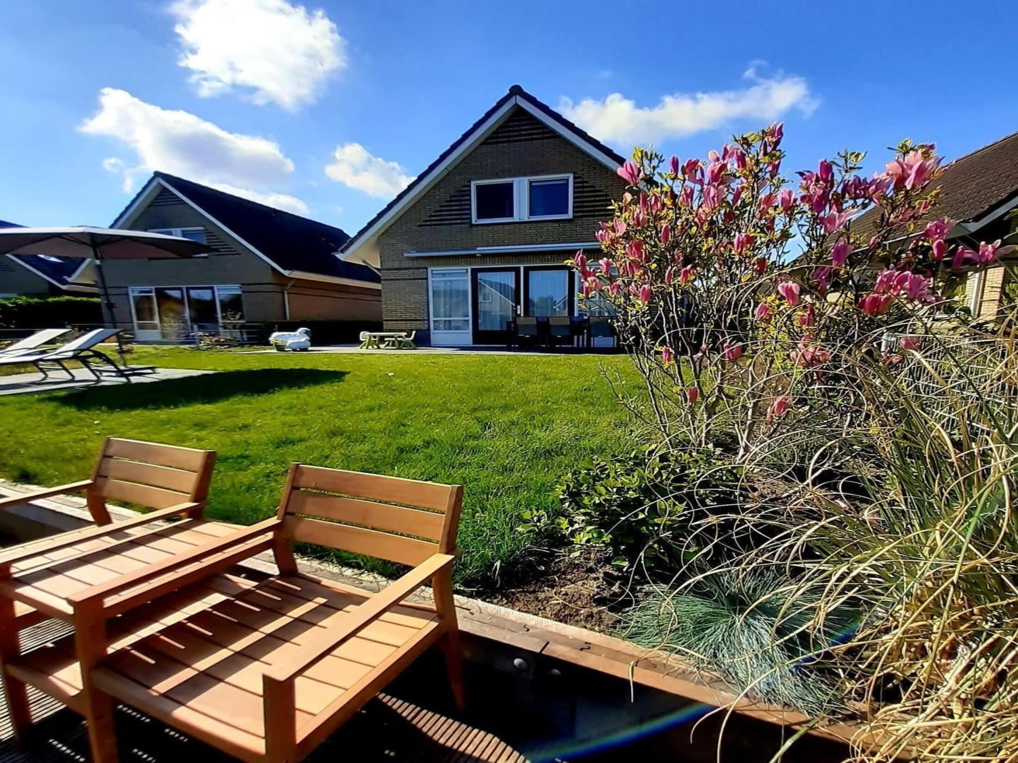 De buitenkant van Dijkhuis Sauna 6 in Medemblik