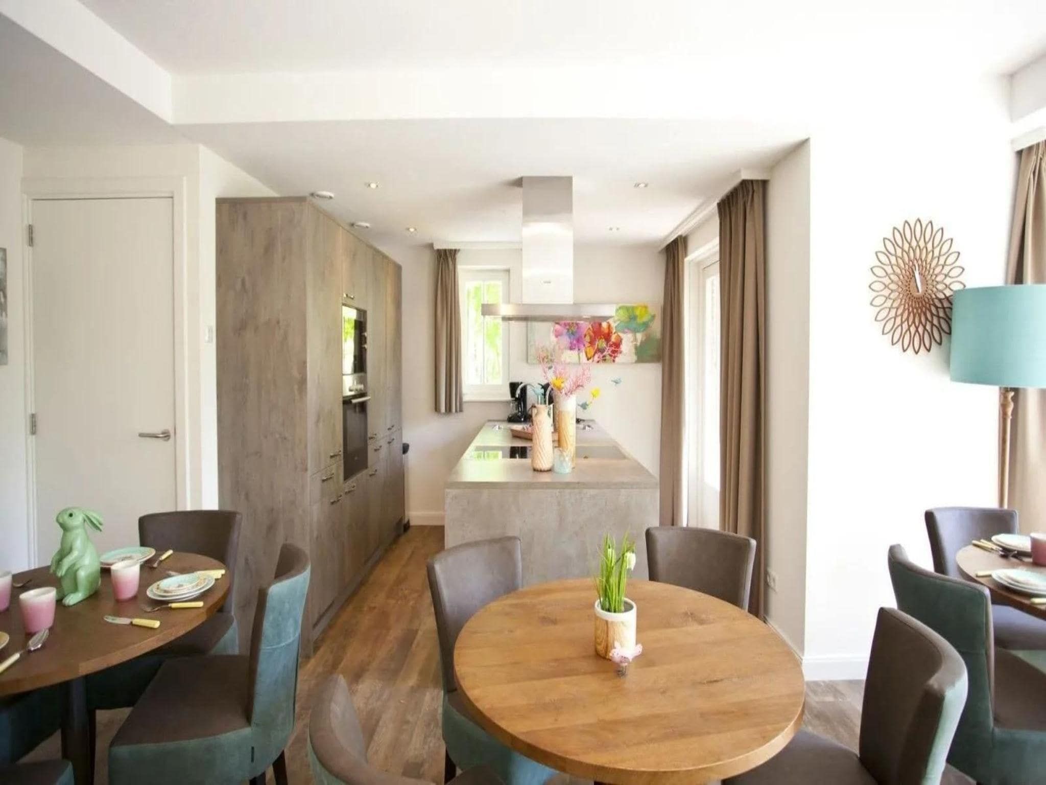 De eetkamer van Group accommodation 20 in Otterlo