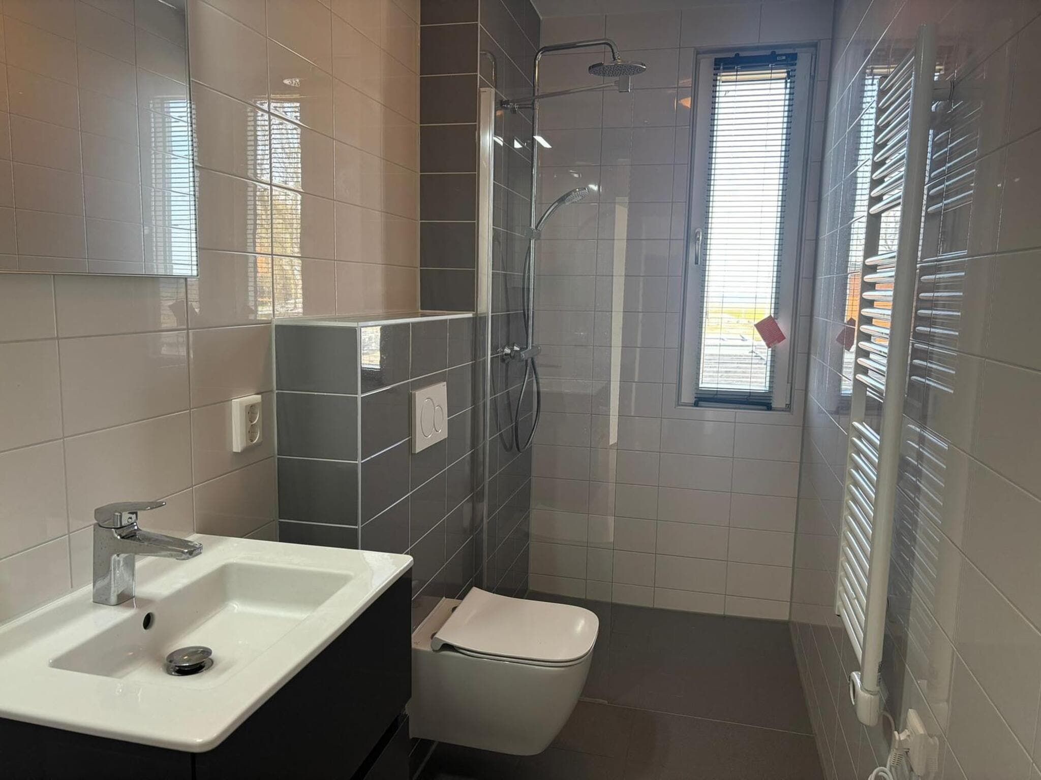 De badkamer van Cube Magnifique 10 in Enkhuizen