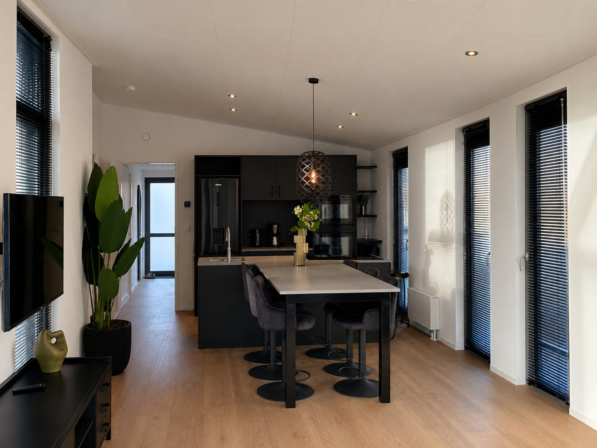 De eetkamer van Cube Split Culinair Wellness 6 in Enkhuizen
