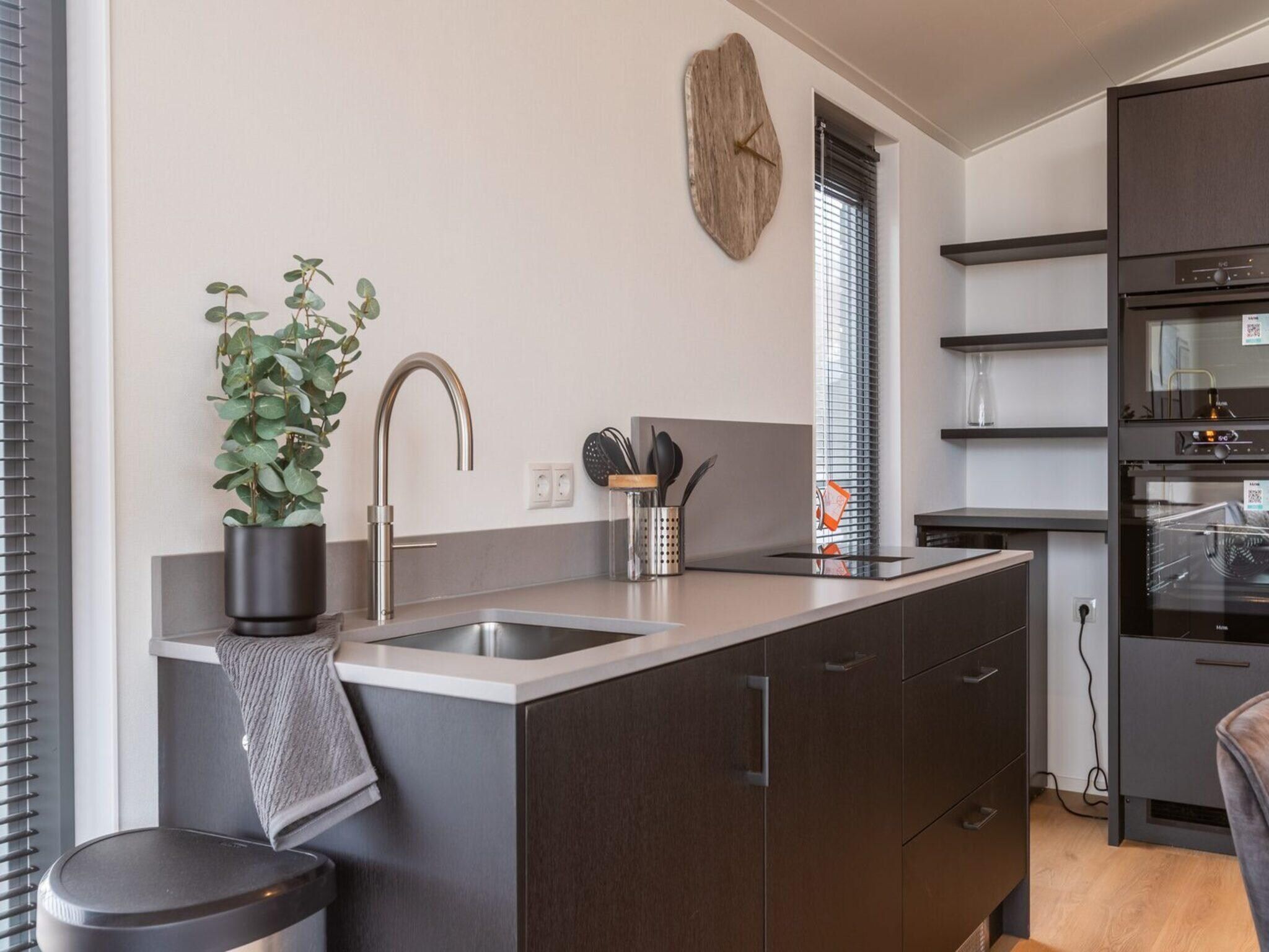 De keuken van Cube Split Sauna 4 in Enkhuizen