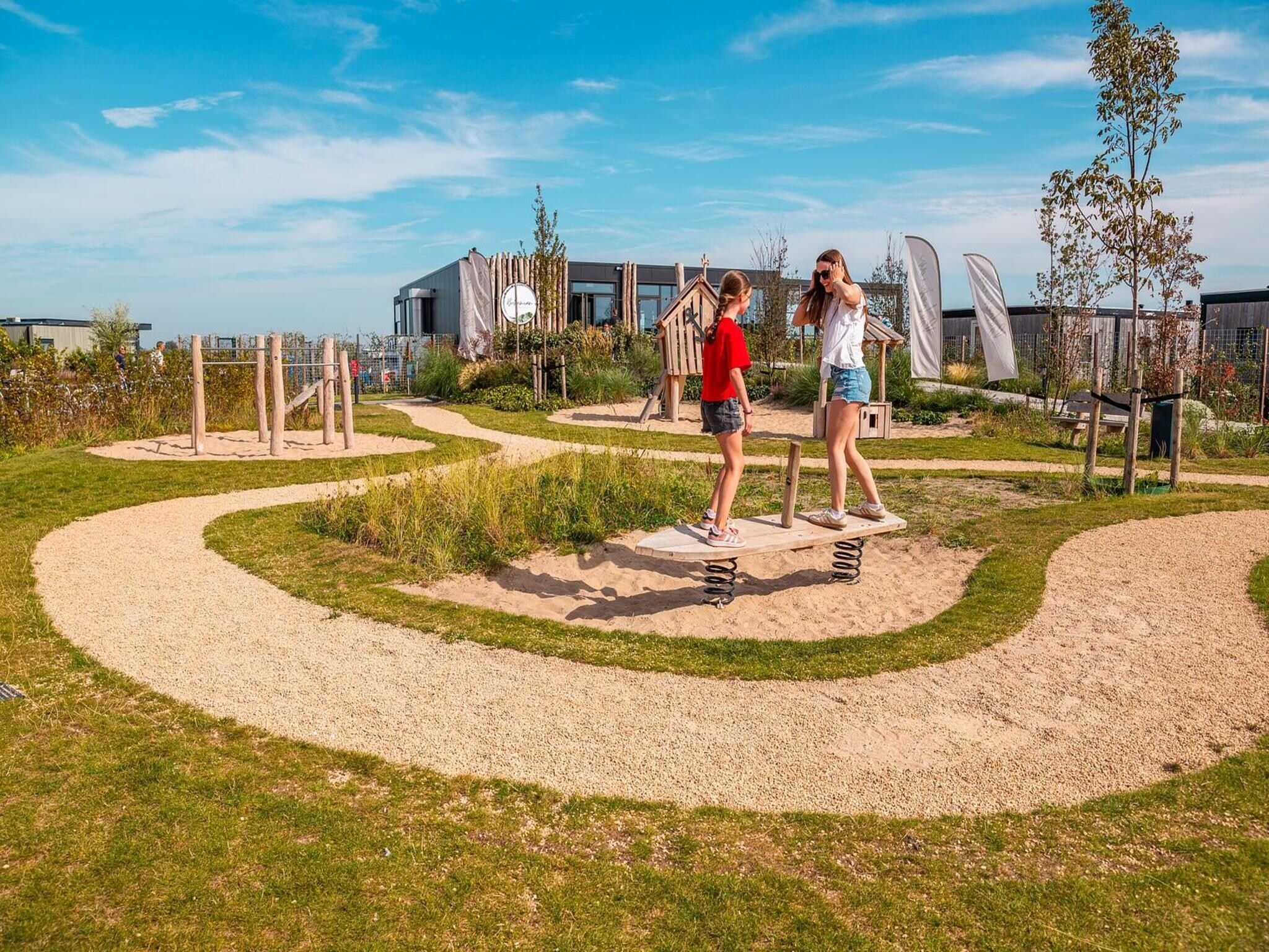 Parkfaciliteiten bij Cube Split Culinair Sauna 4 in Enkhuizen