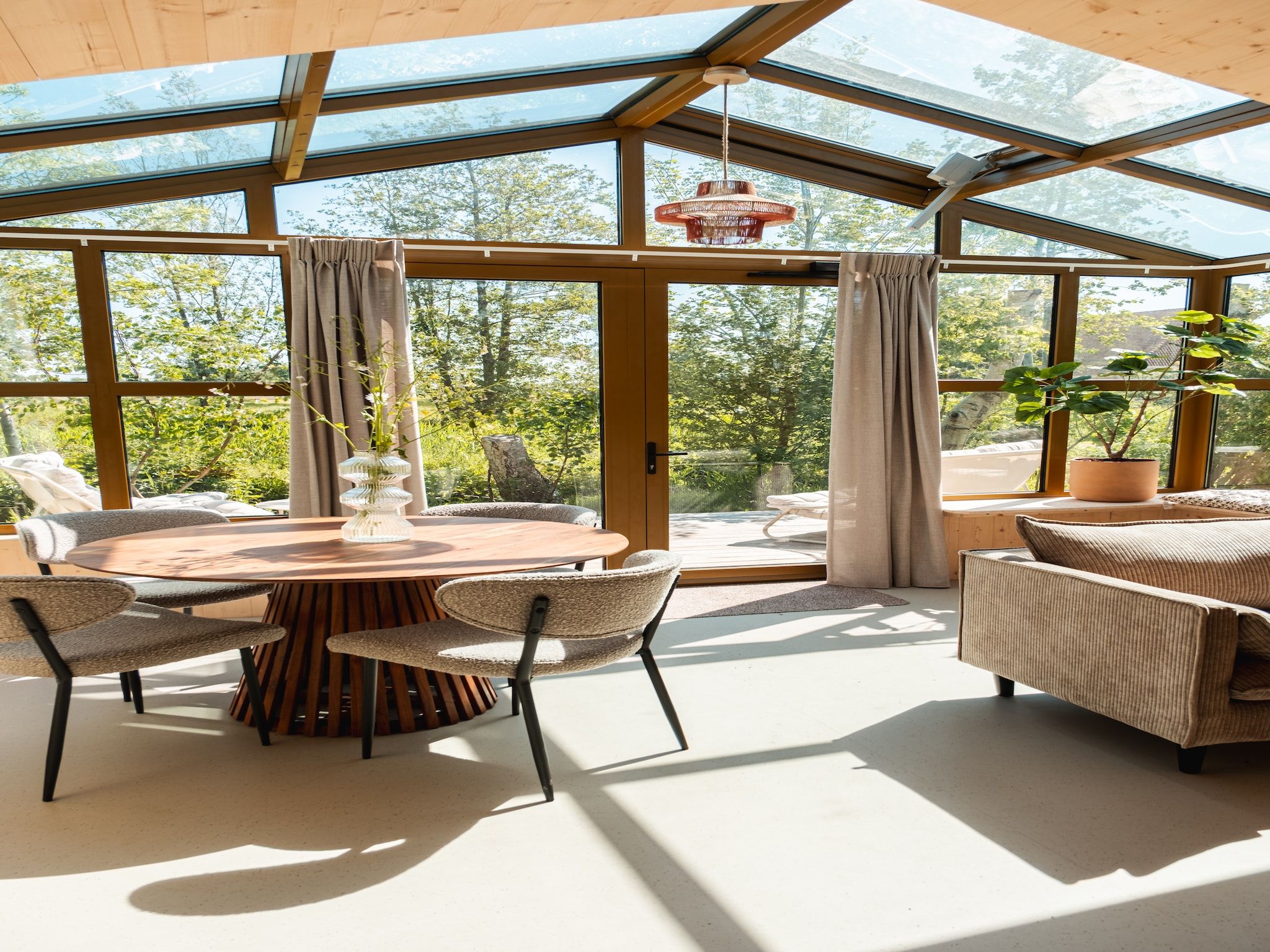 De woonkamer van Large Green House 4 persoons in Scherpenzeel (FR)