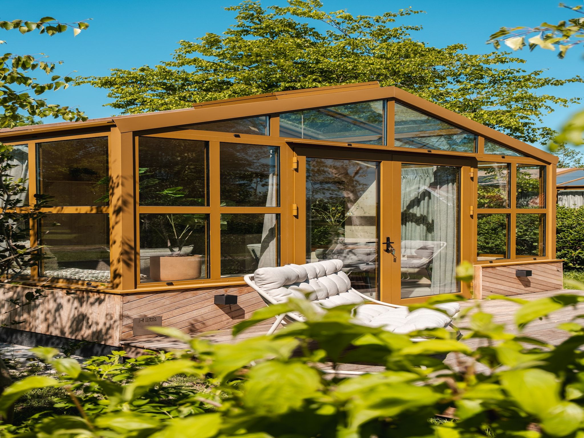 De buitenkant van Large Green House 4 persoons in Scherpenzeel (FR)