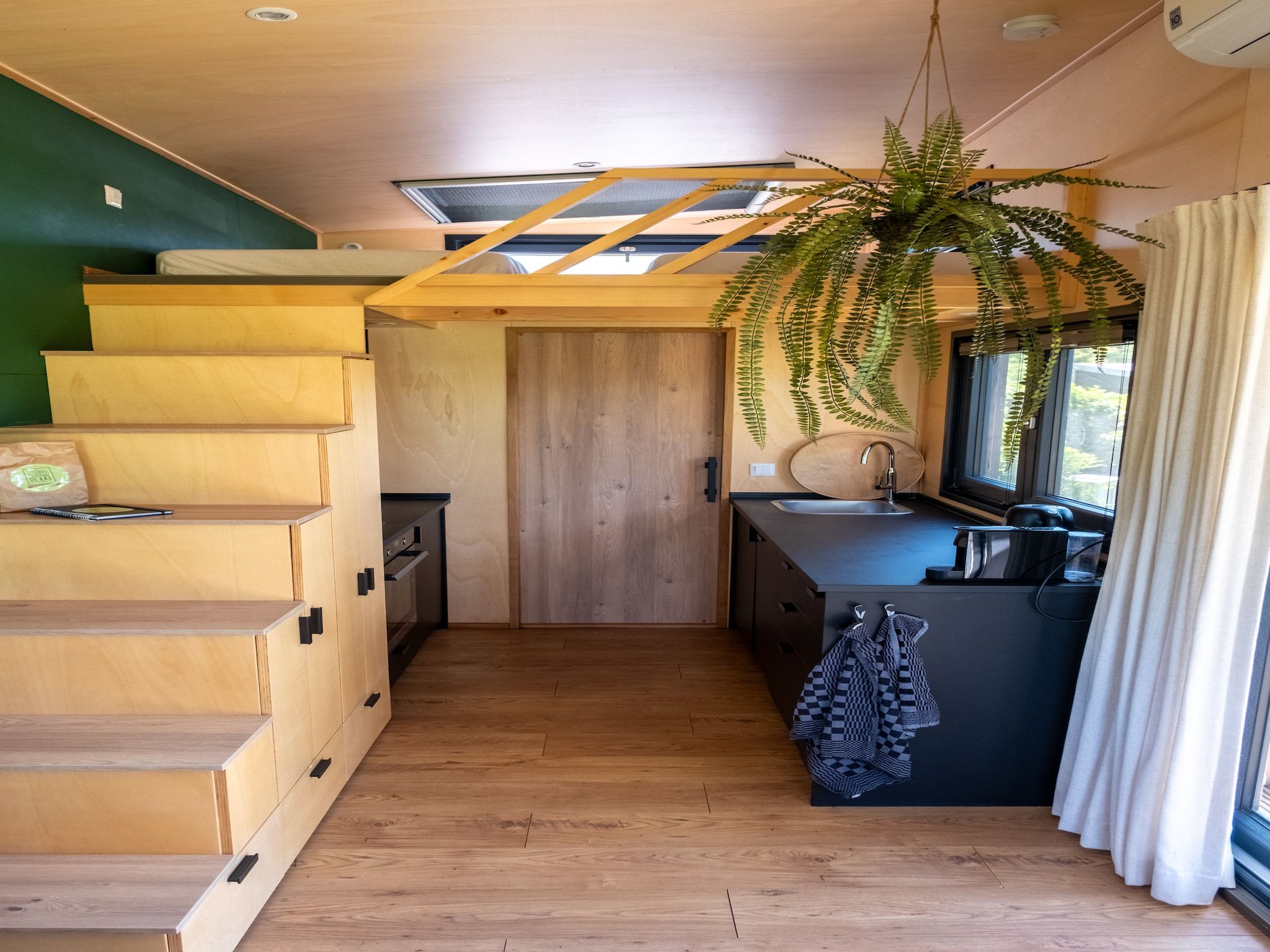 De keuken van Groepsaccommodatie voor 20 personen + 5 Tiny Greenhouses voor 2 tot 4 personen in Scherpenzeel (FR)