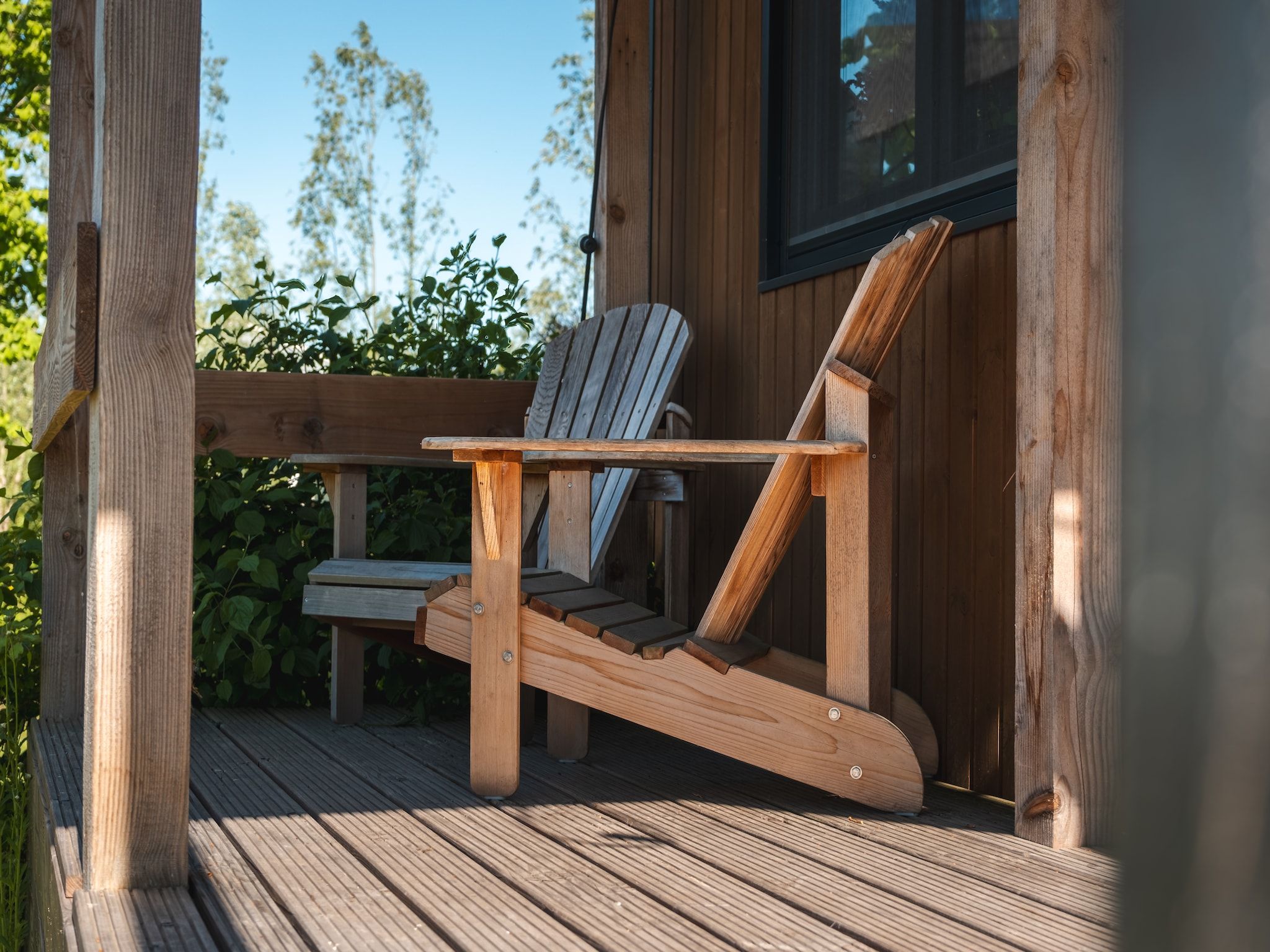Het terras van Groepsaccommodatie voor 20 personen + 5 Tiny Greenhouses voor 2 tot 4 personen in Scherpenzeel (FR)