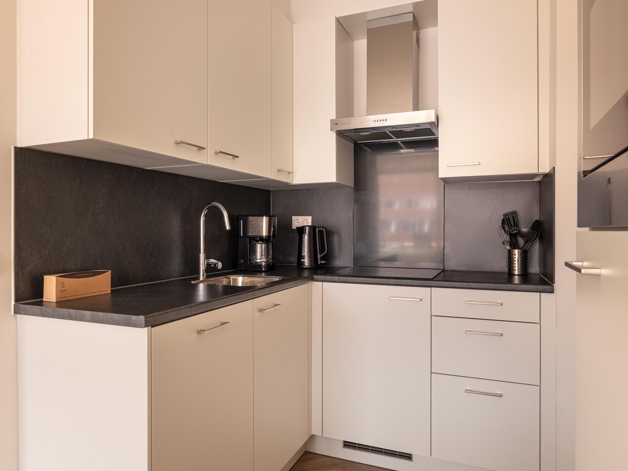 De keuken van Apartement Comfort 4BR in Bruinisse