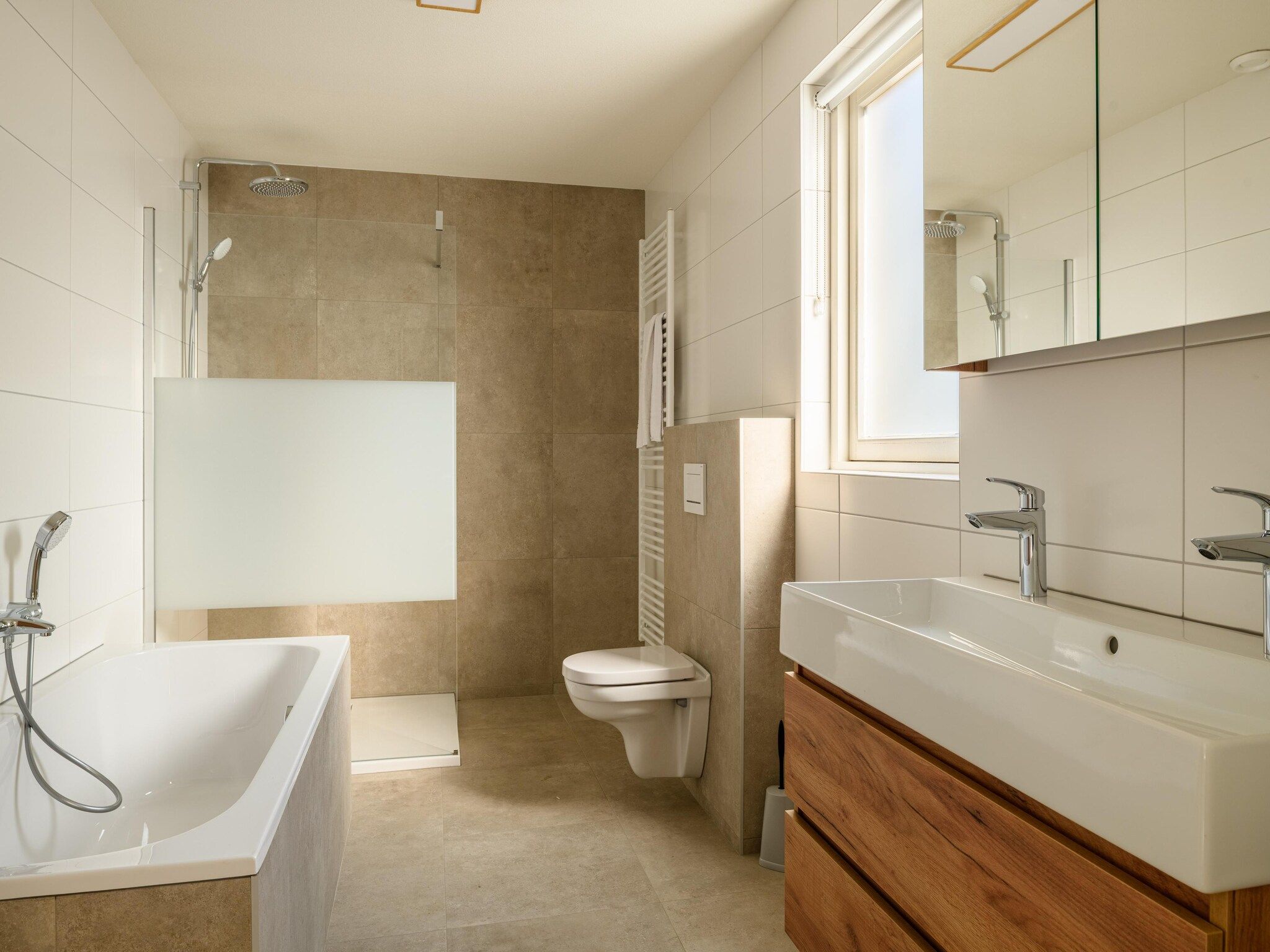 De badkamer van Parc Duc de Brabant 16 in Diessen-Baarschot