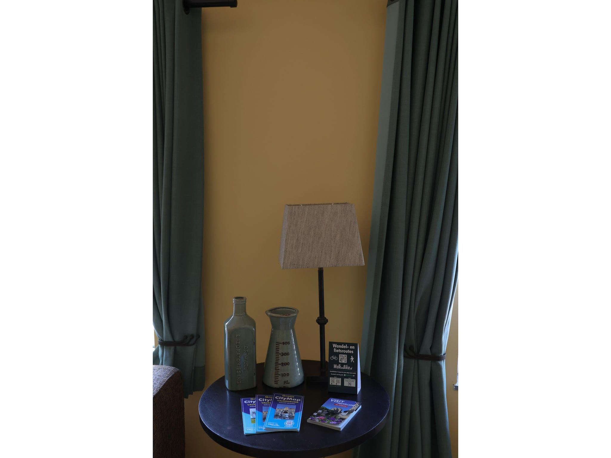 Een slaapkamer van Luxe appartement Nous in Valkenburg